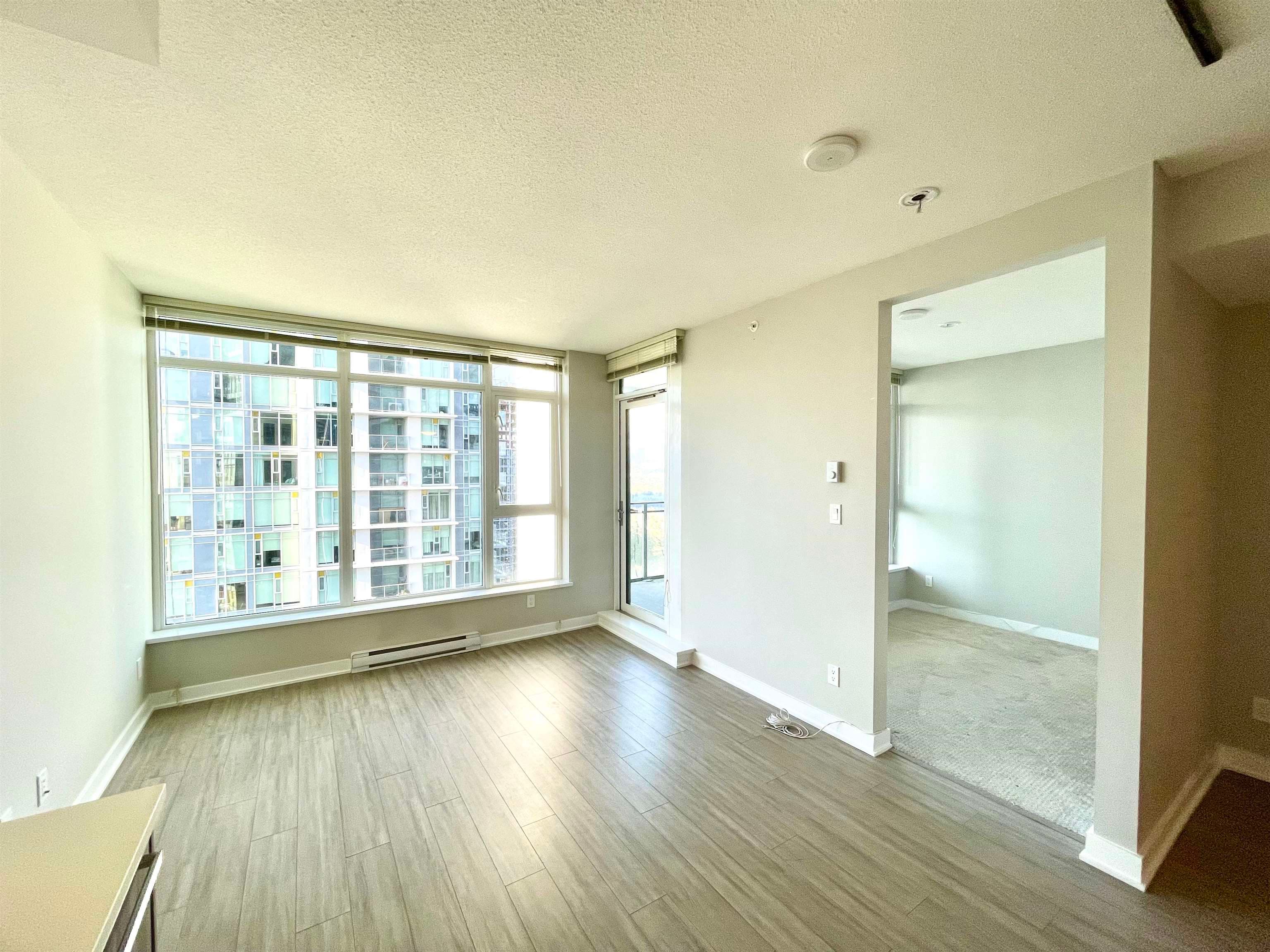 2305 - 4900 Lennox Lane, Burnaby, V5H 0G9 — photo 4