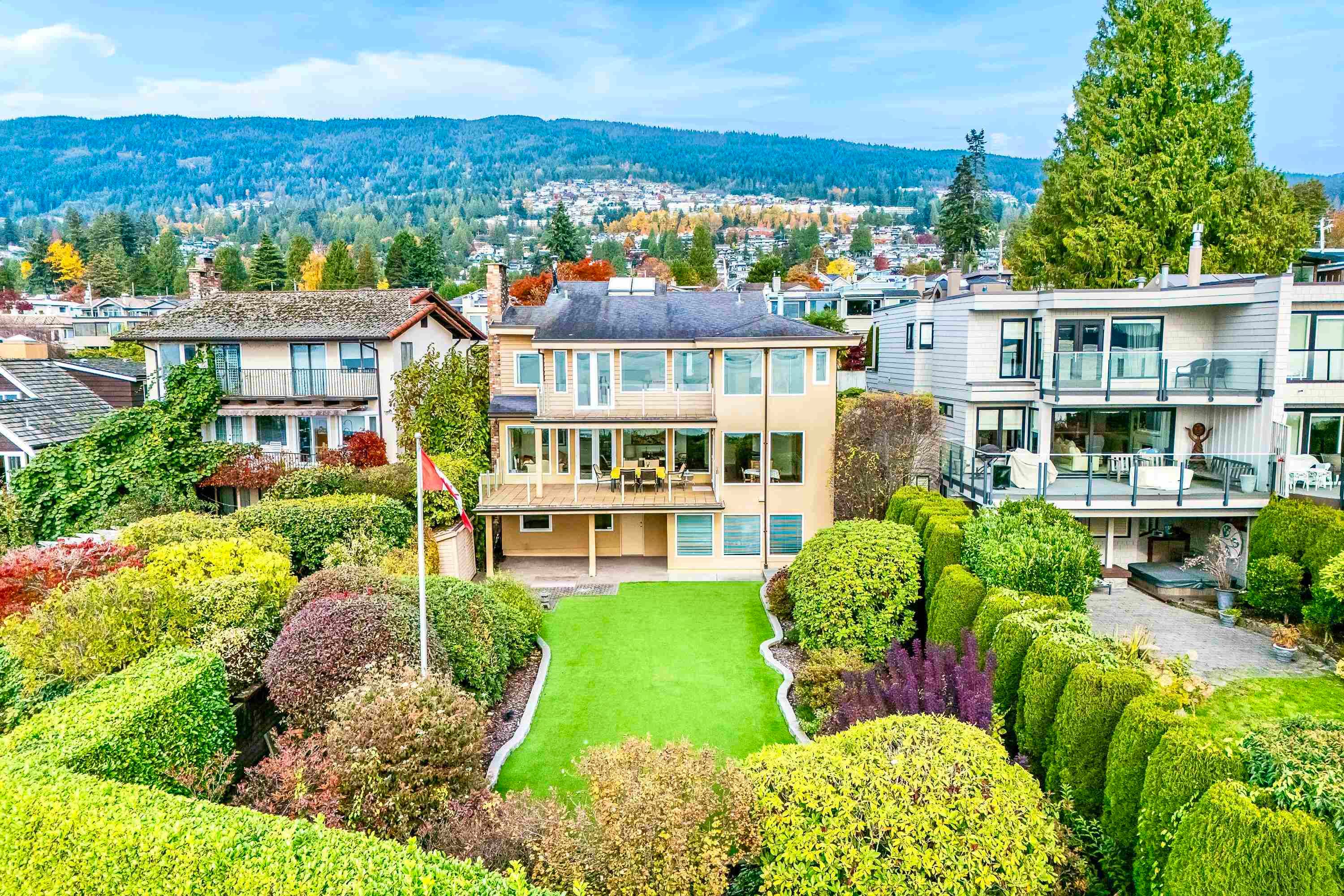 2328 Bellevue Avenue, West Vancouver
