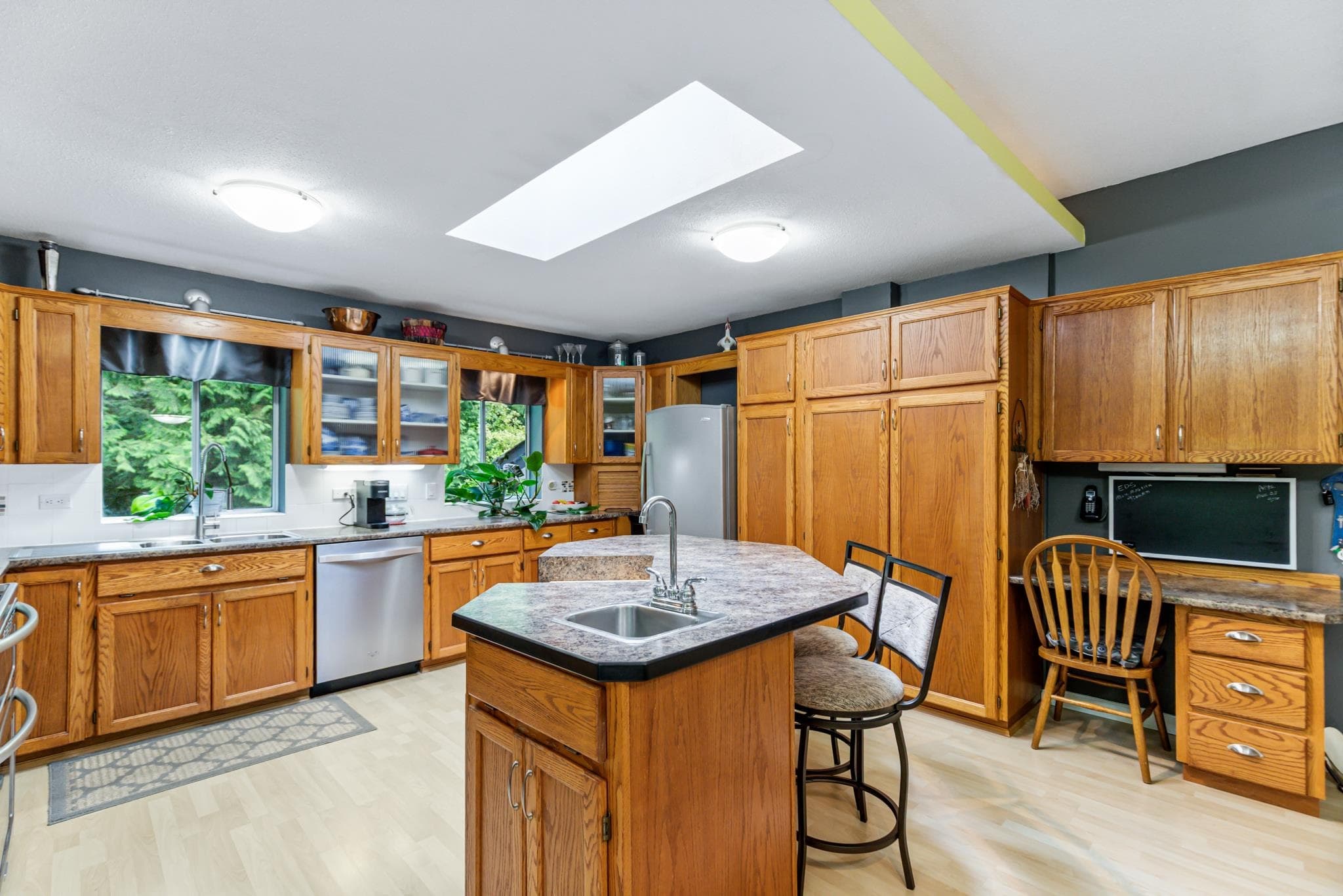 11193 284 Street, Maple Ridge, V2W 1L8 — photo 5