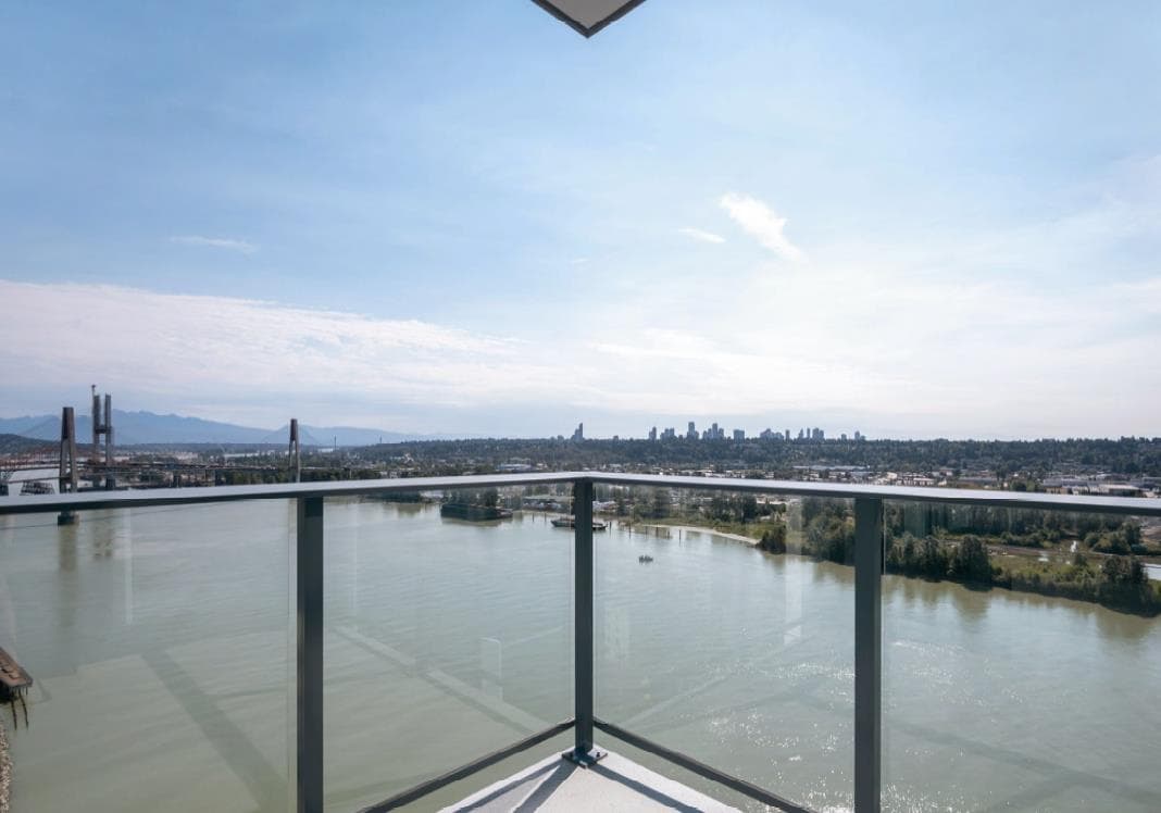 1401 - 660 Quayside Drive, New Westminster