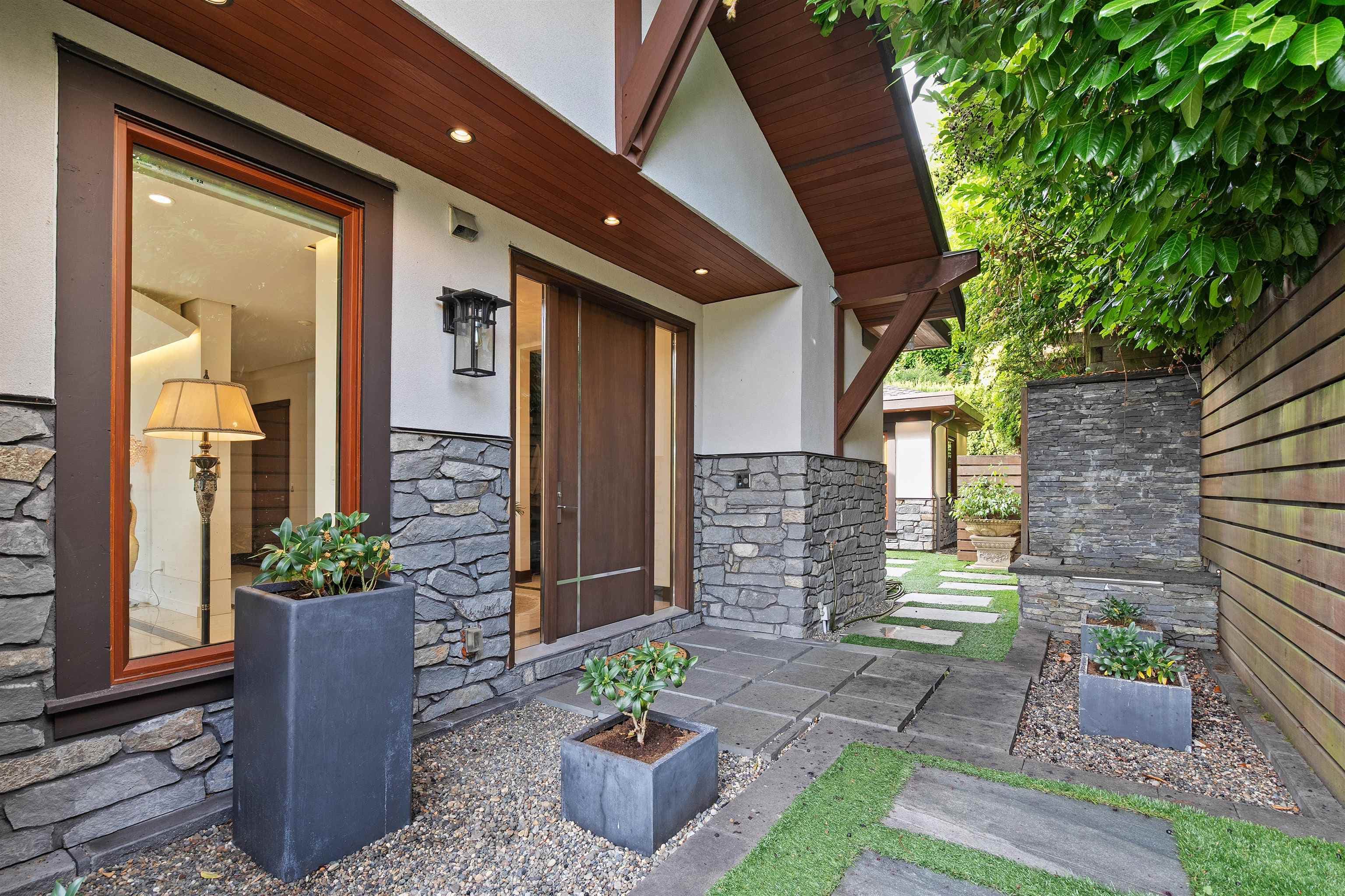 2643 Nelson Avenue, West Vancouver, V7V 2R8 — photo 5
