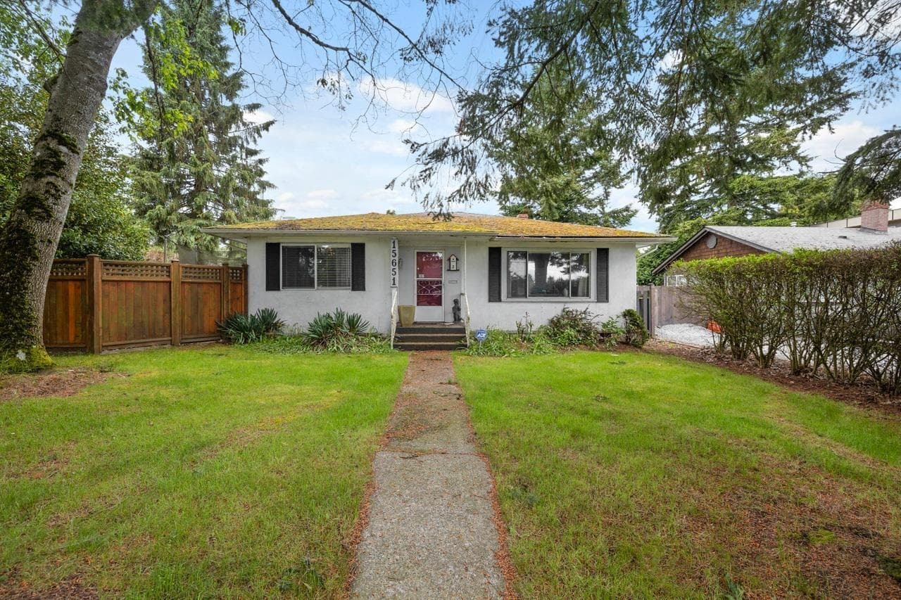 15651 Thrift Avenue, White Rock