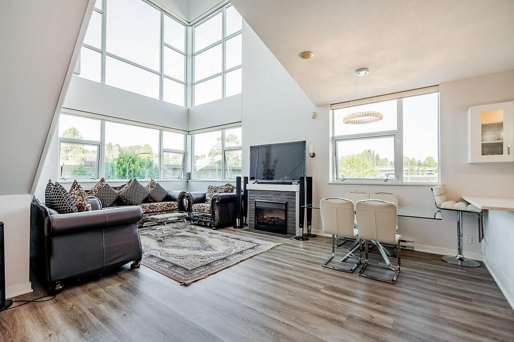 304 - 2225 Holdom Avenue, Burnaby, V5B 0A1 — photo 3