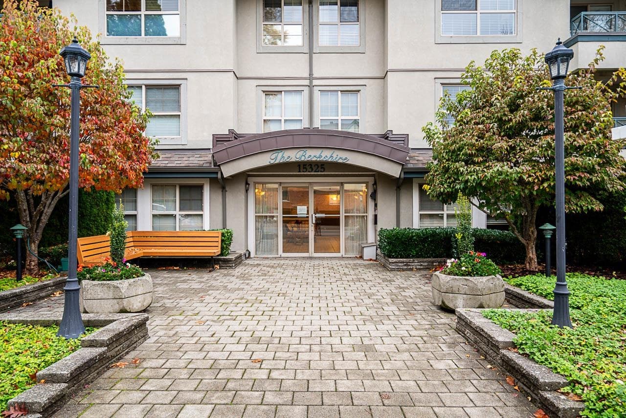101 - 15325 17 Avenue, Surrey, V4A 1T8 — photo 2
