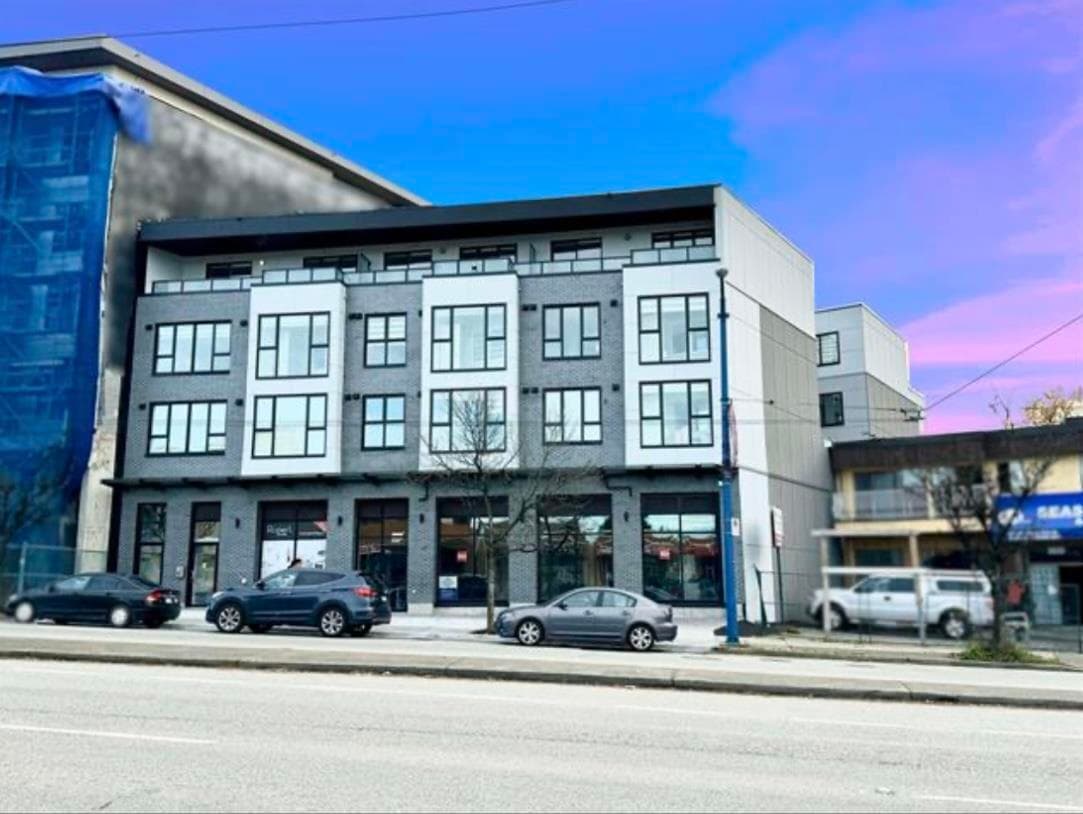 302 - 3050 Kingsway Road, Vancouver, V5R 5J7 — photo 1