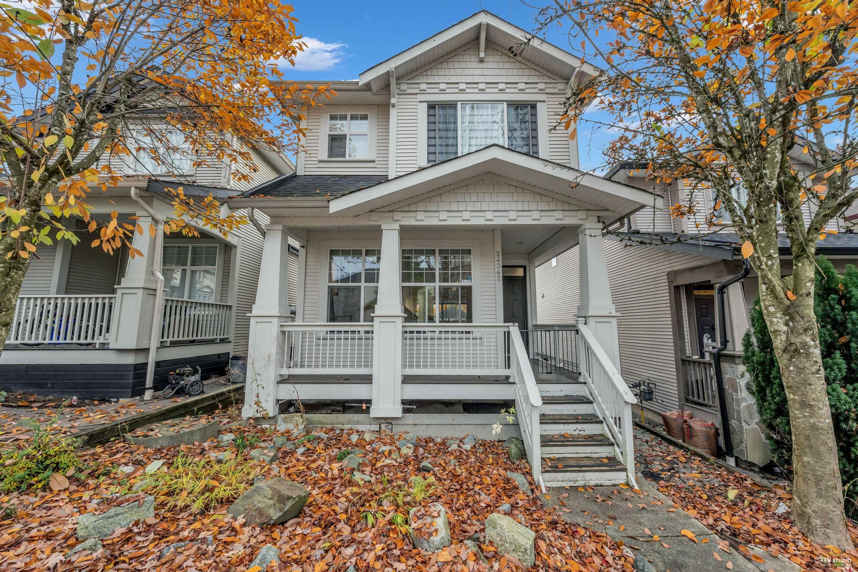 24342 102b Avenue, Maple Ridge, V2W 1Y2 — photo 2