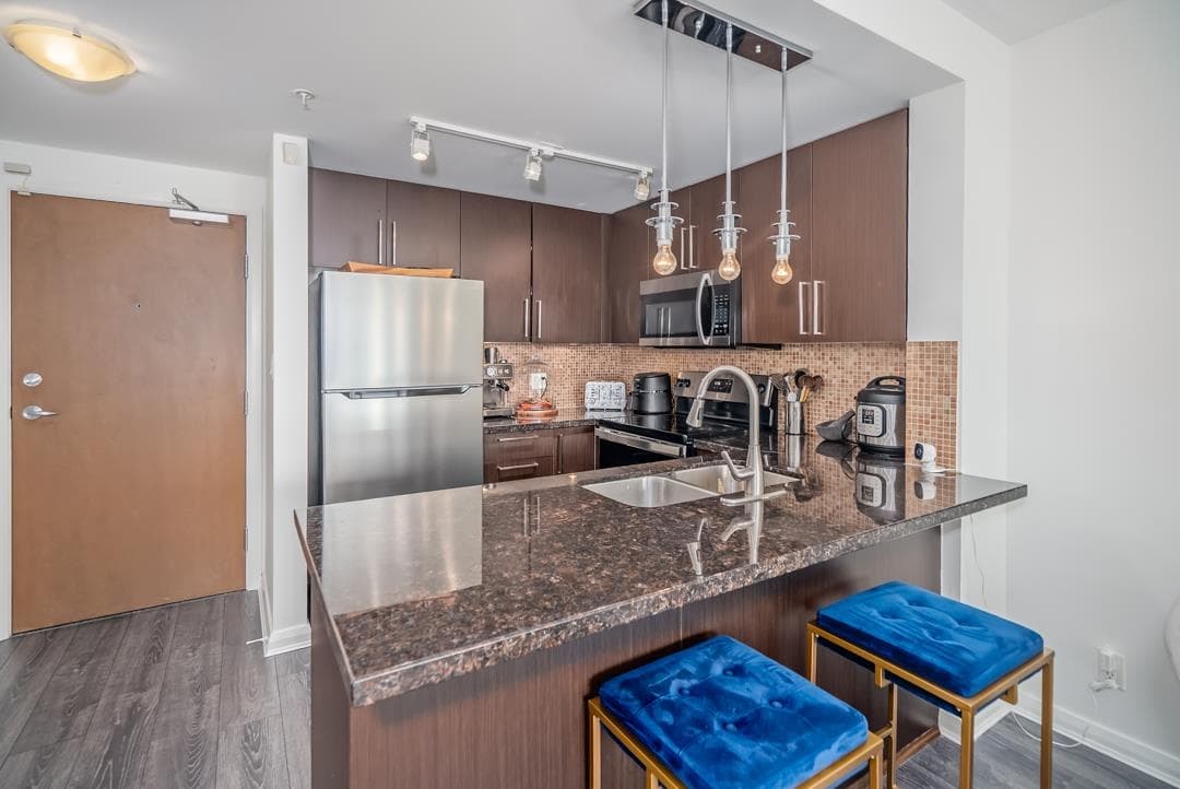 3907 - 888 Carnarvon Street, New Westminster, V3M 0C6 — photo 5