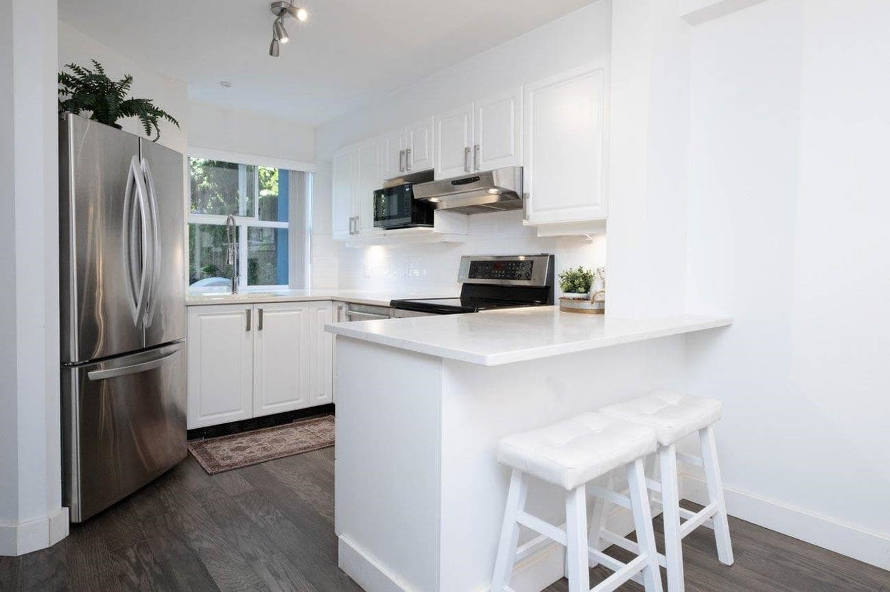 204 - 3600 Windcrest Drive, North Vancouver, V7G 2S5 — photo 1