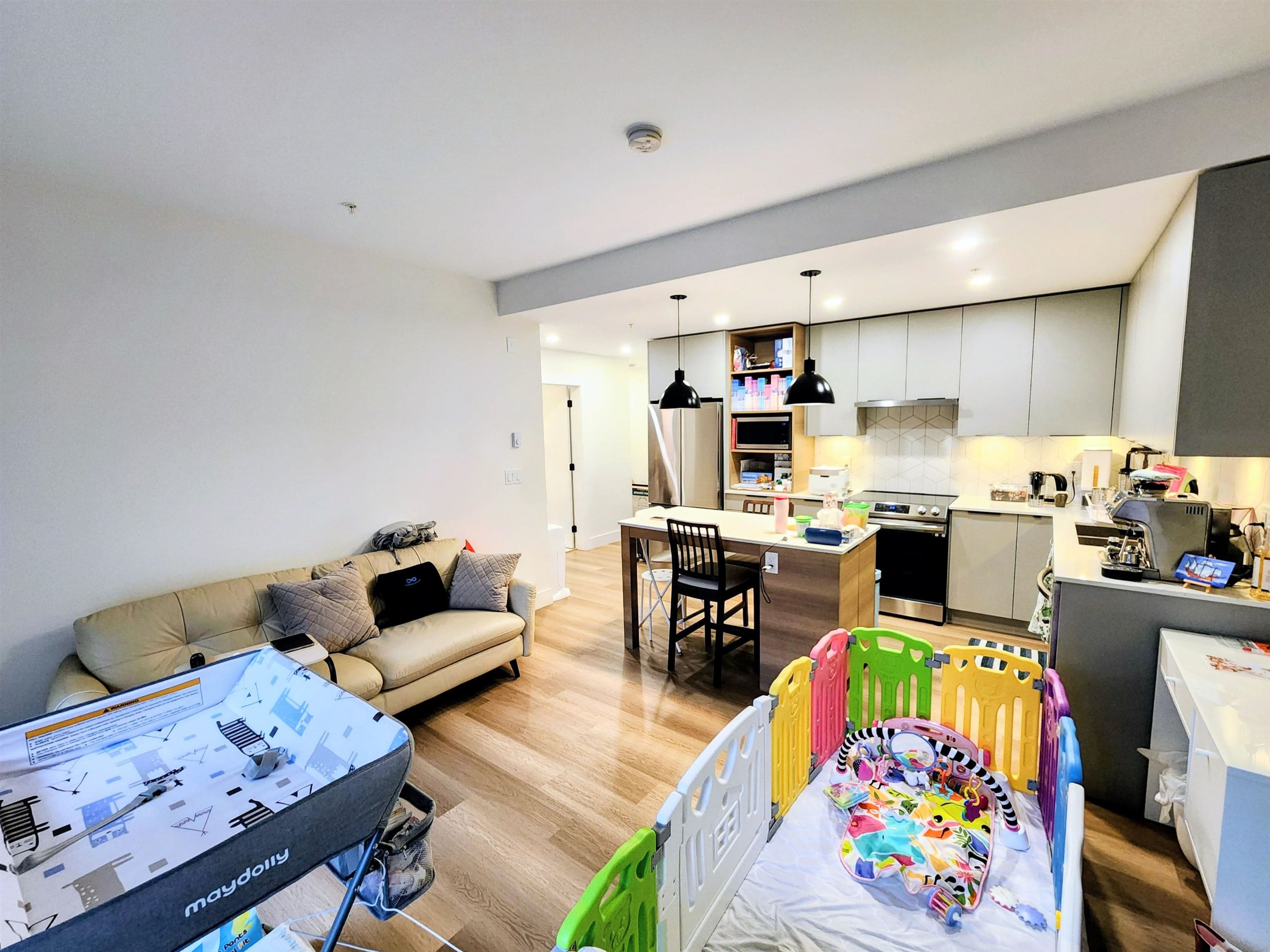 201 - 10778 138 Street, Surrey, V3T 0S5 — photo 4