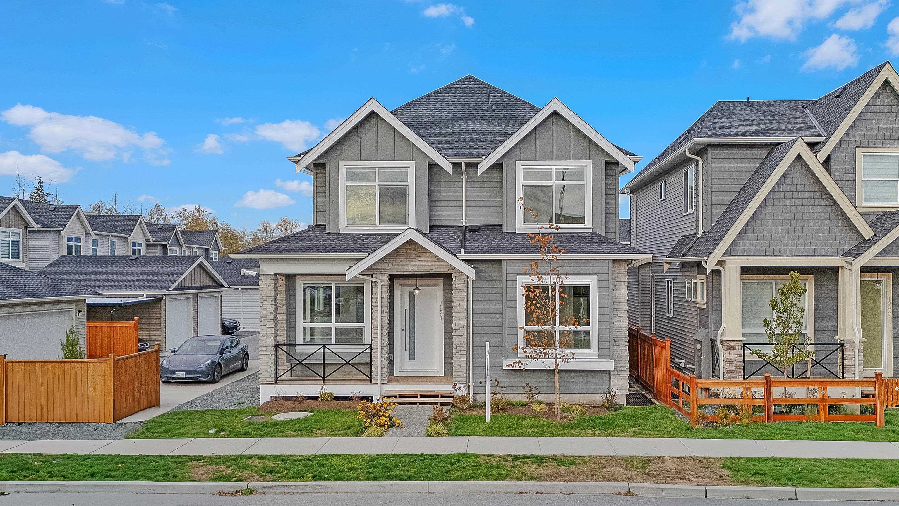 19631 74 Avenue, Langley, V2Y 3R5 — photo 1