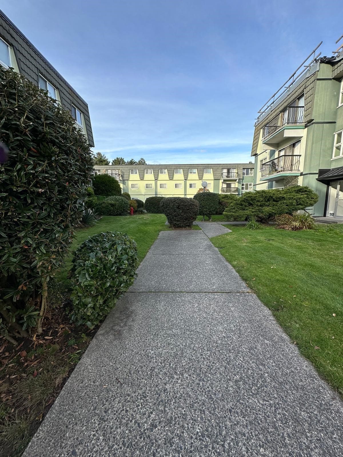 311 - 8011 Ryan Road, Richmond, V7A 2E4 — photo 2