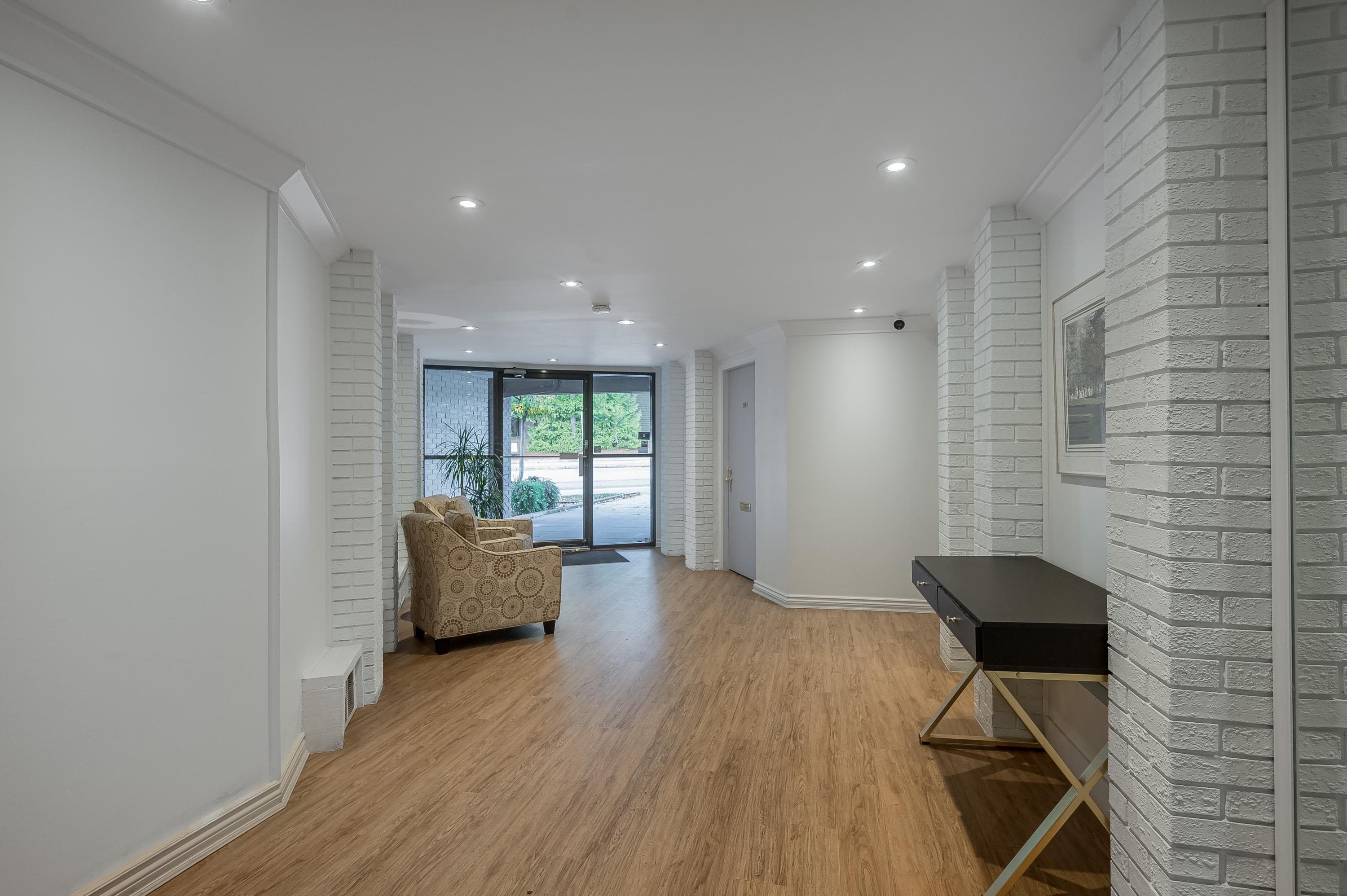 218 - 15020 North Bluff Road, White Rock, V4B 5A4 — photo 4