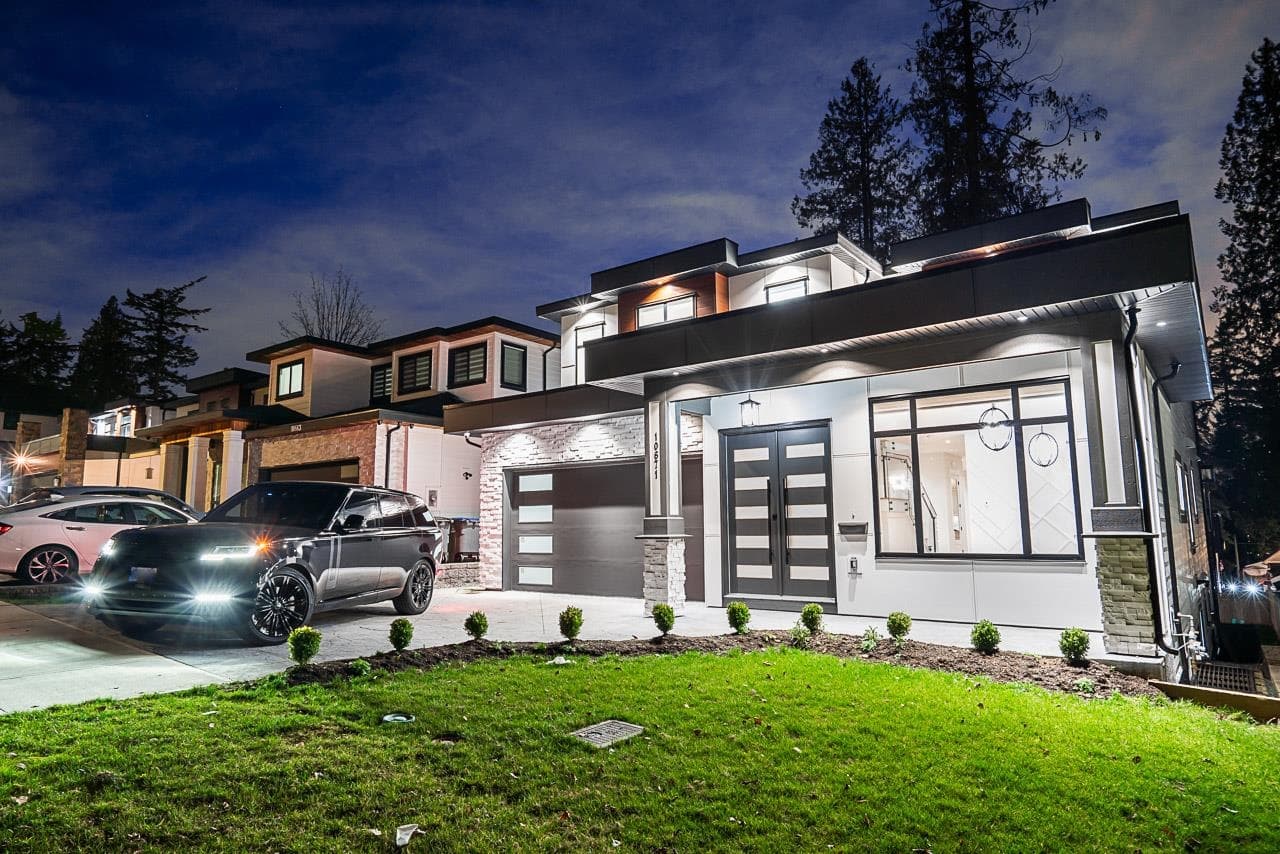 10671 127a Street, Surrey, V3V 5L7 — photo 1