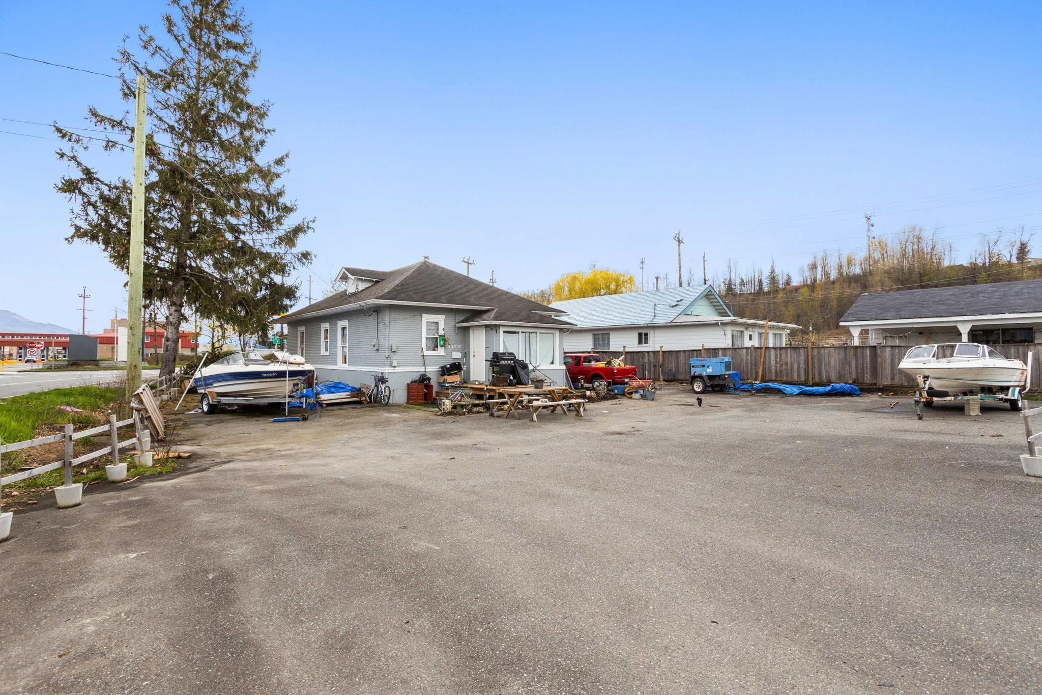 34595 2 Avenue, Abbotsford, V2S 8B7 — photo 4