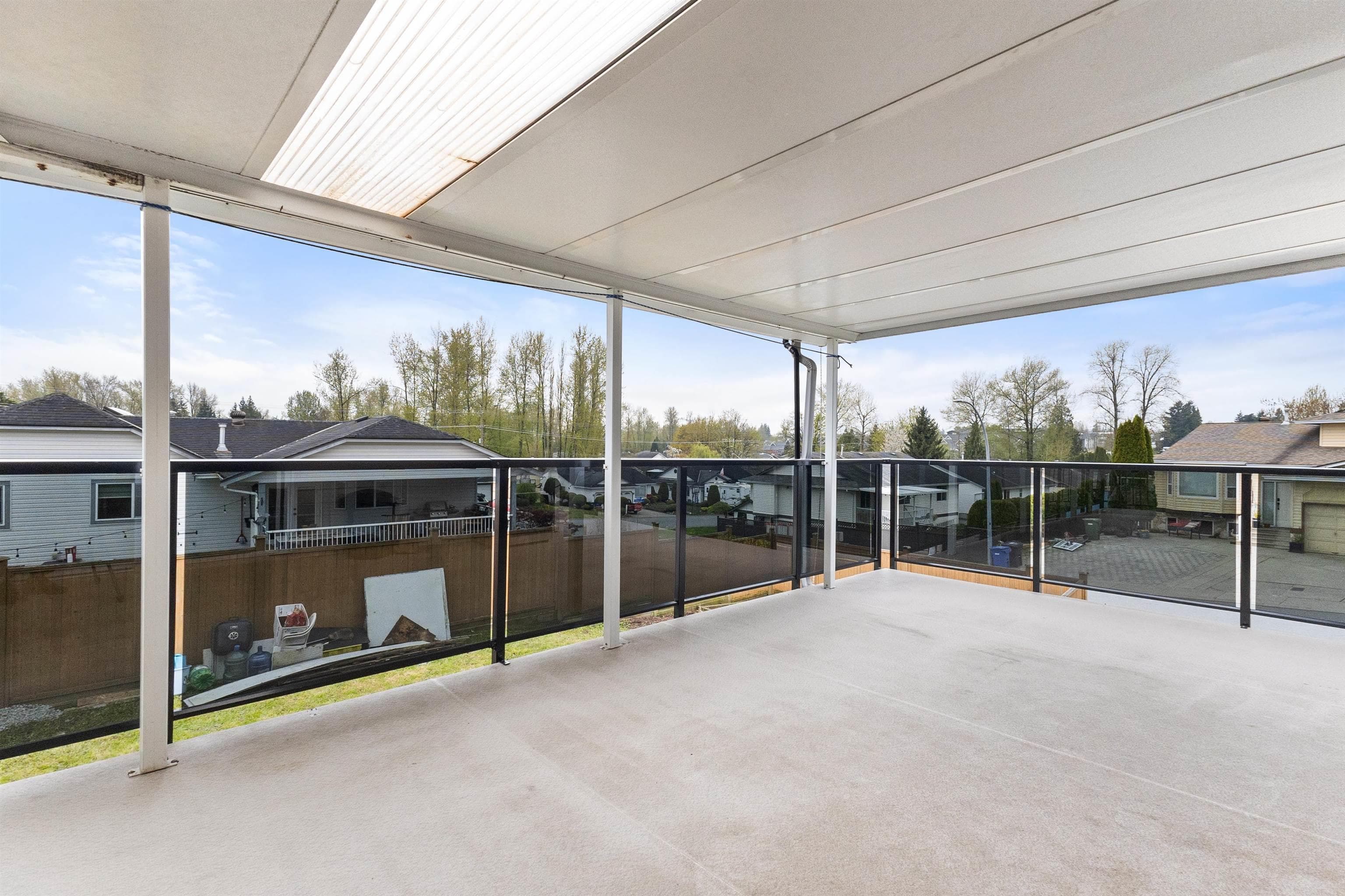 2930 Edgehill Avenue, Abbotsford, V2T 5J9 — photo 5