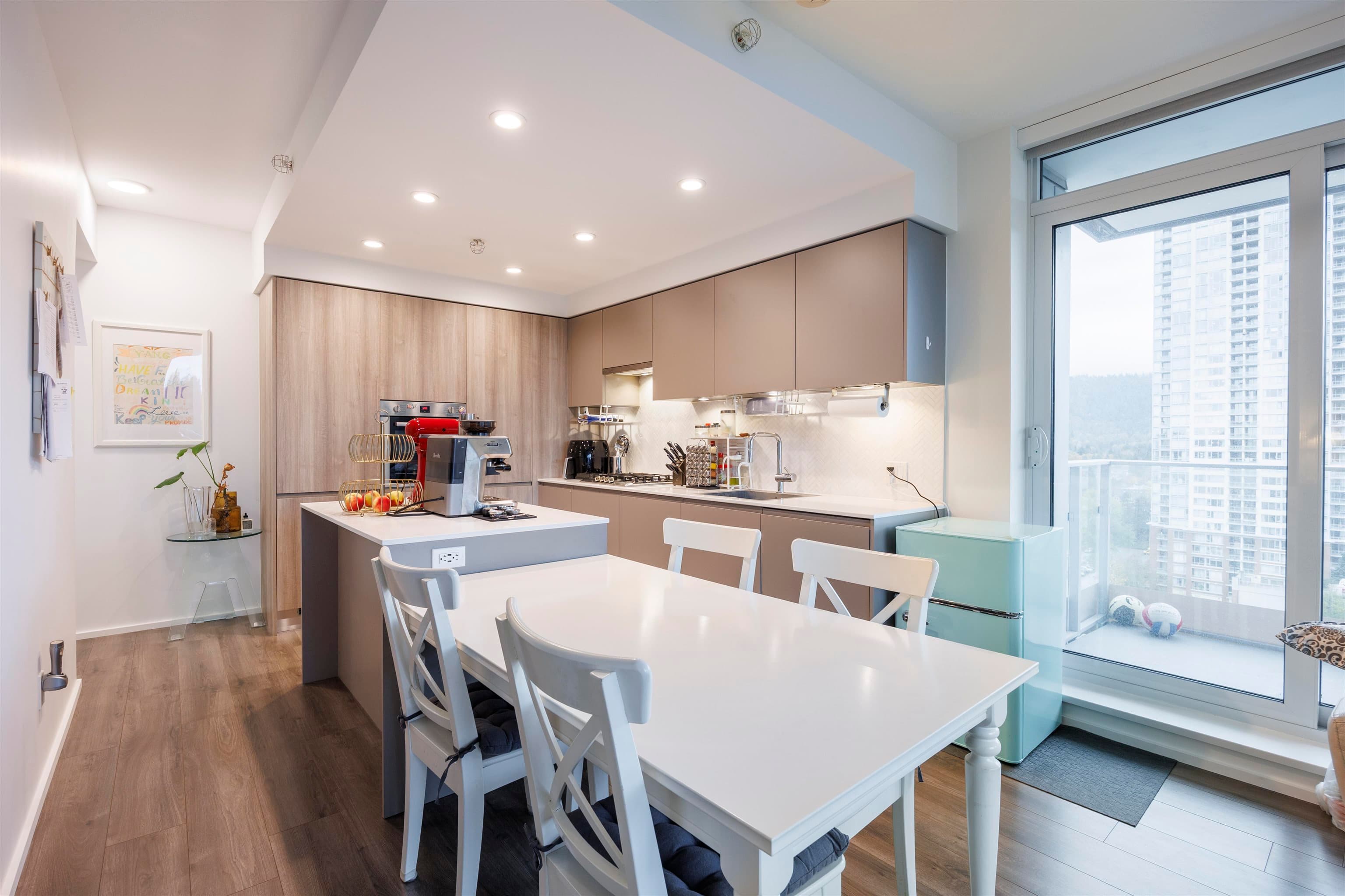 1301 - 3809 Evergreen Place, Burnaby, V3J 0M1 — photo 3