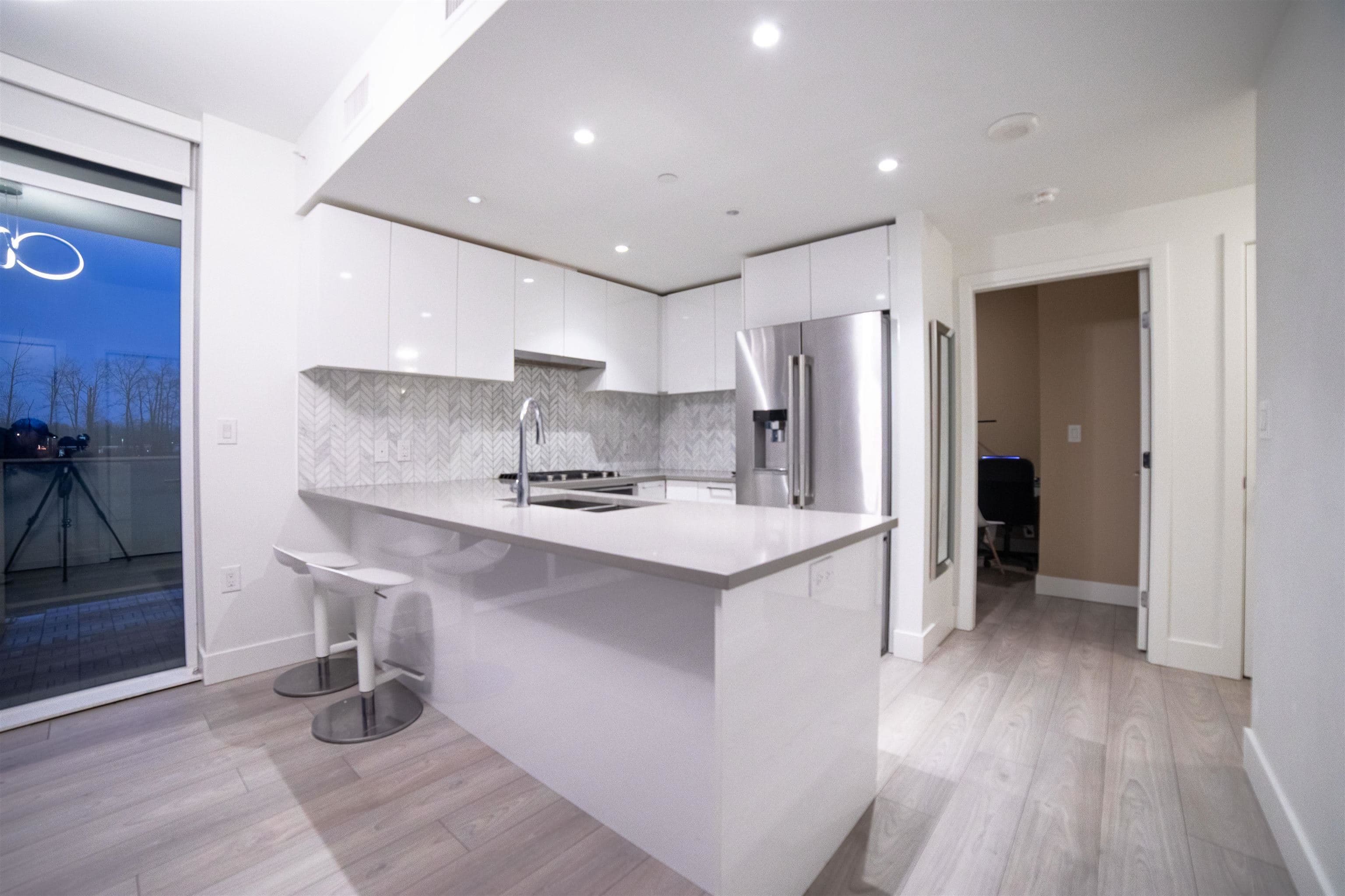 201 - 3581 NE Kent Avenue, Vancouver, V5S 0H6 — photo 3