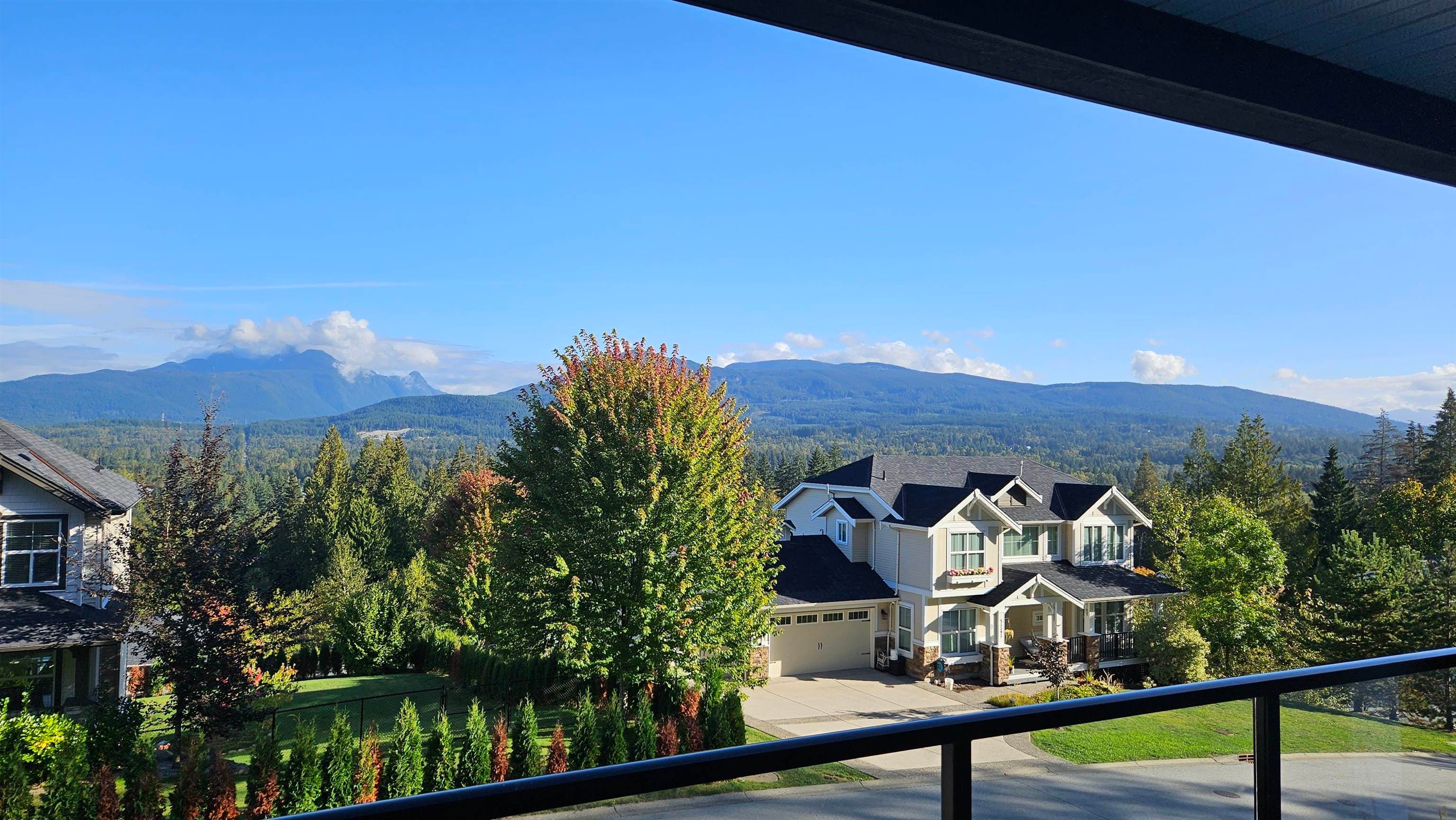 25580 Godwin Drive, Maple Ridge, V2W 1G9 — photo 2