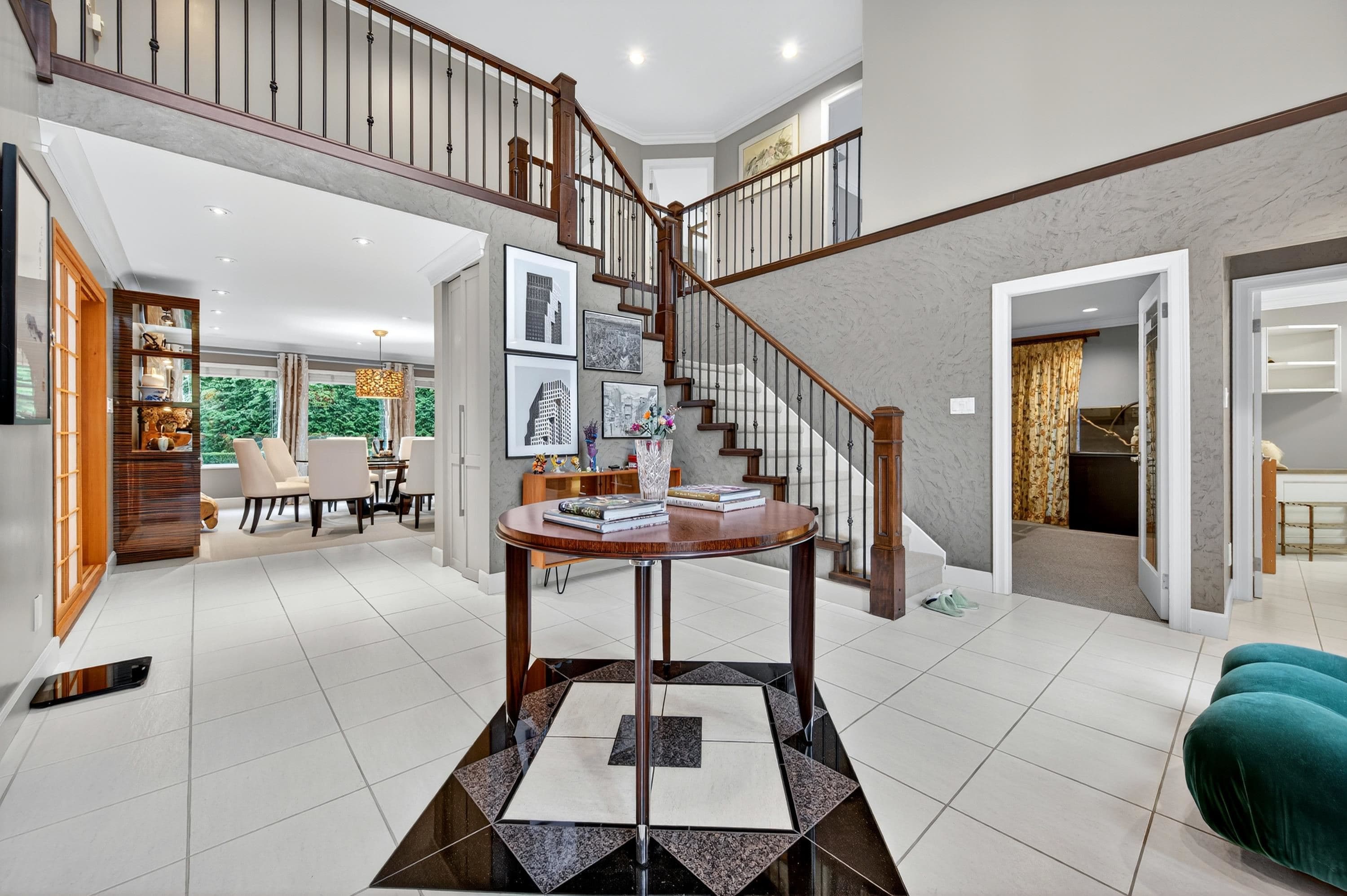 5891 Laurelwood Court, Richmond, V7C 5J1 — photo 4