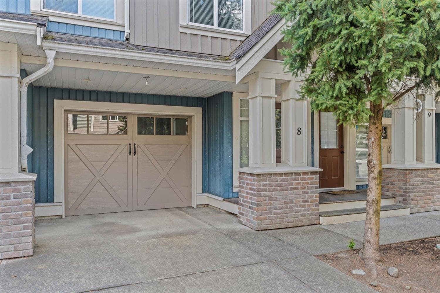 8 - 5837 Sappers Way, Chilliwack, V2R 0G4 — photo 2