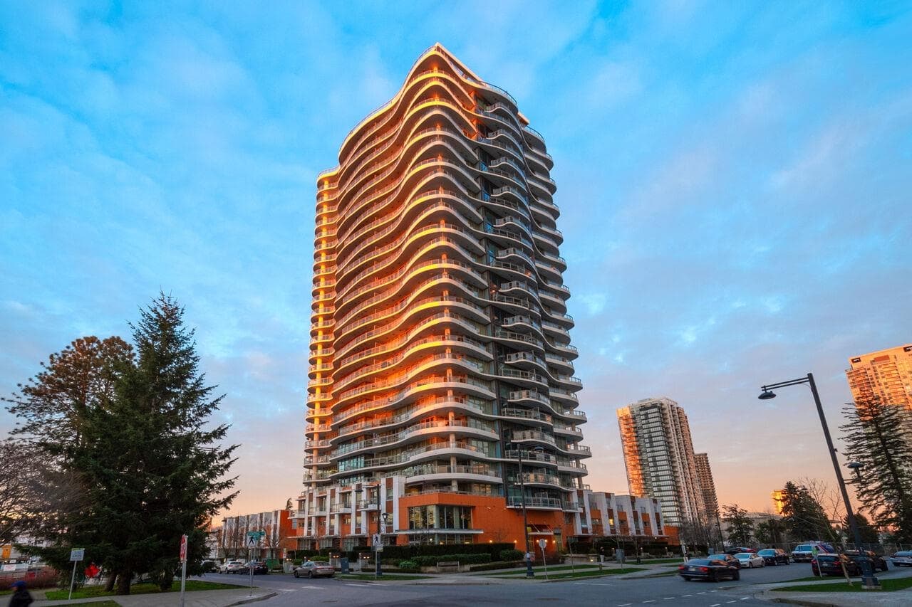 2307 - 13303 Central Avenue, Surrey, V3T 0K6 — photo 1