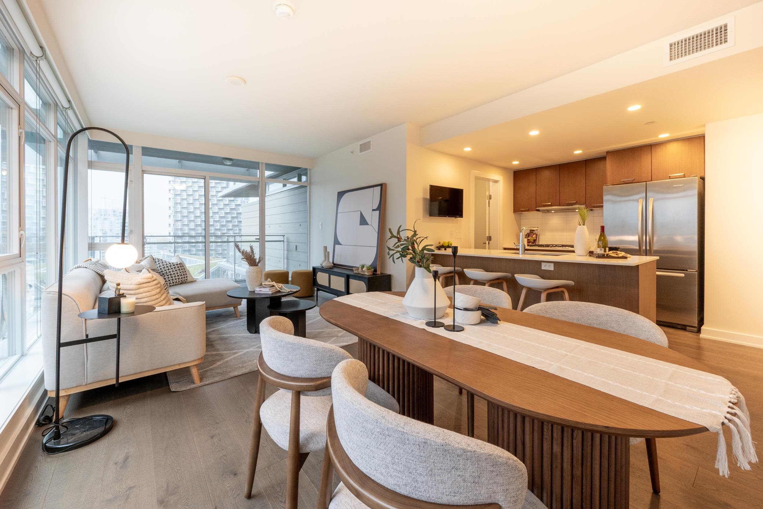 1707 - 1372 Seymour Street, Vancouver, V6B 0L1 — photo 2