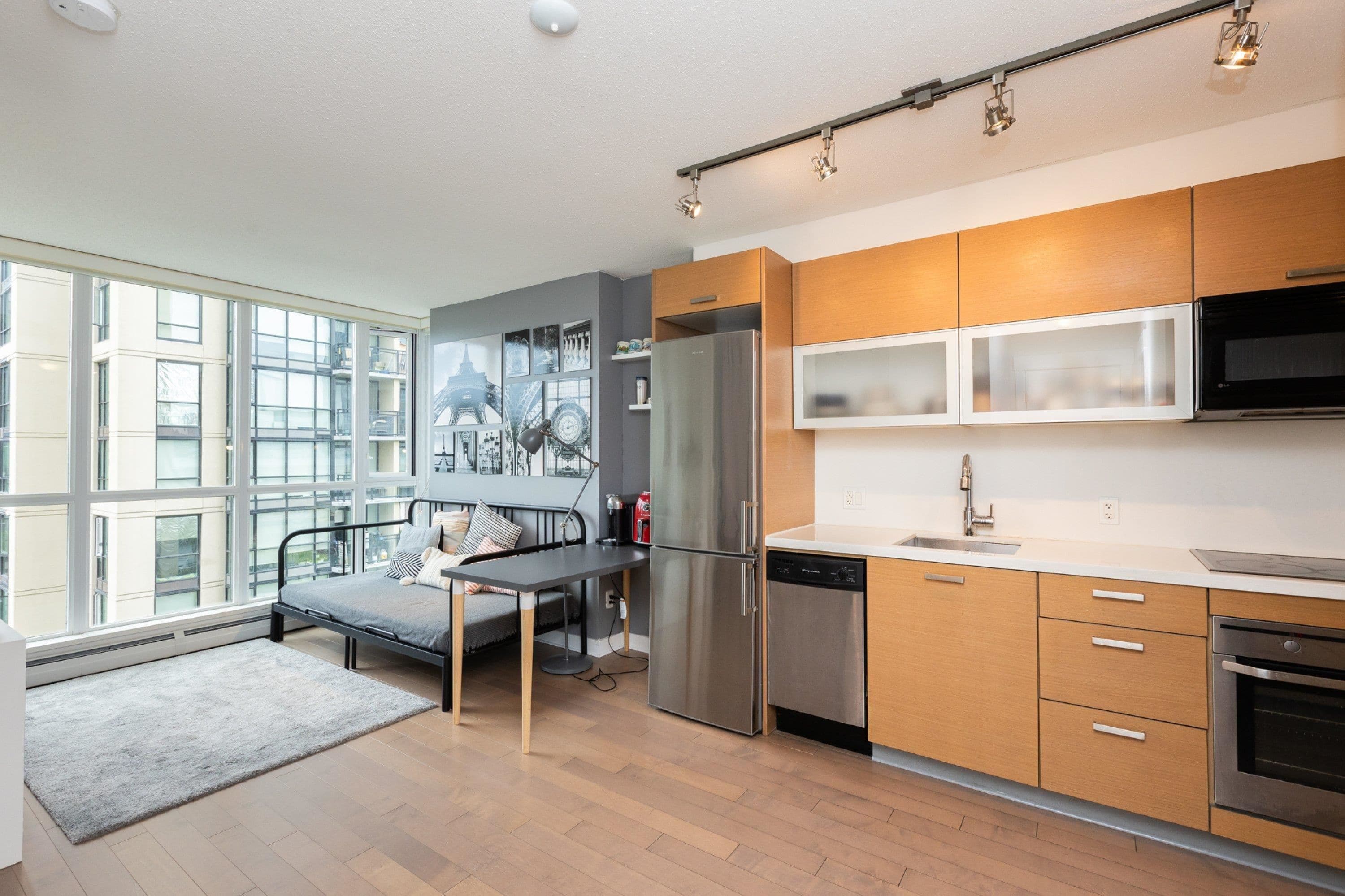 10777 University Drive, Surrey, V3T 0E6 — photo 5
