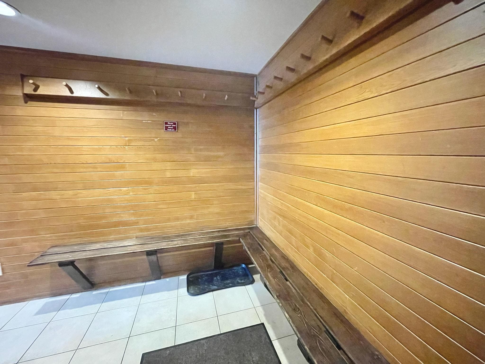 906 - 4293 Mountain Square, Whistler, V8E 1B8 — photo 2