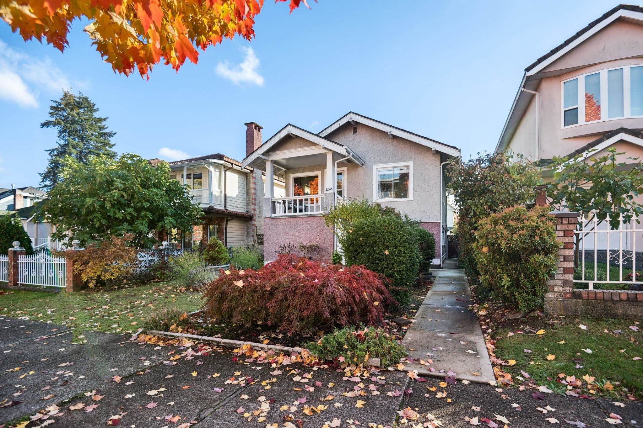 2258 Kitchener Street, Vancouver, V5L 2X2 — photo 2