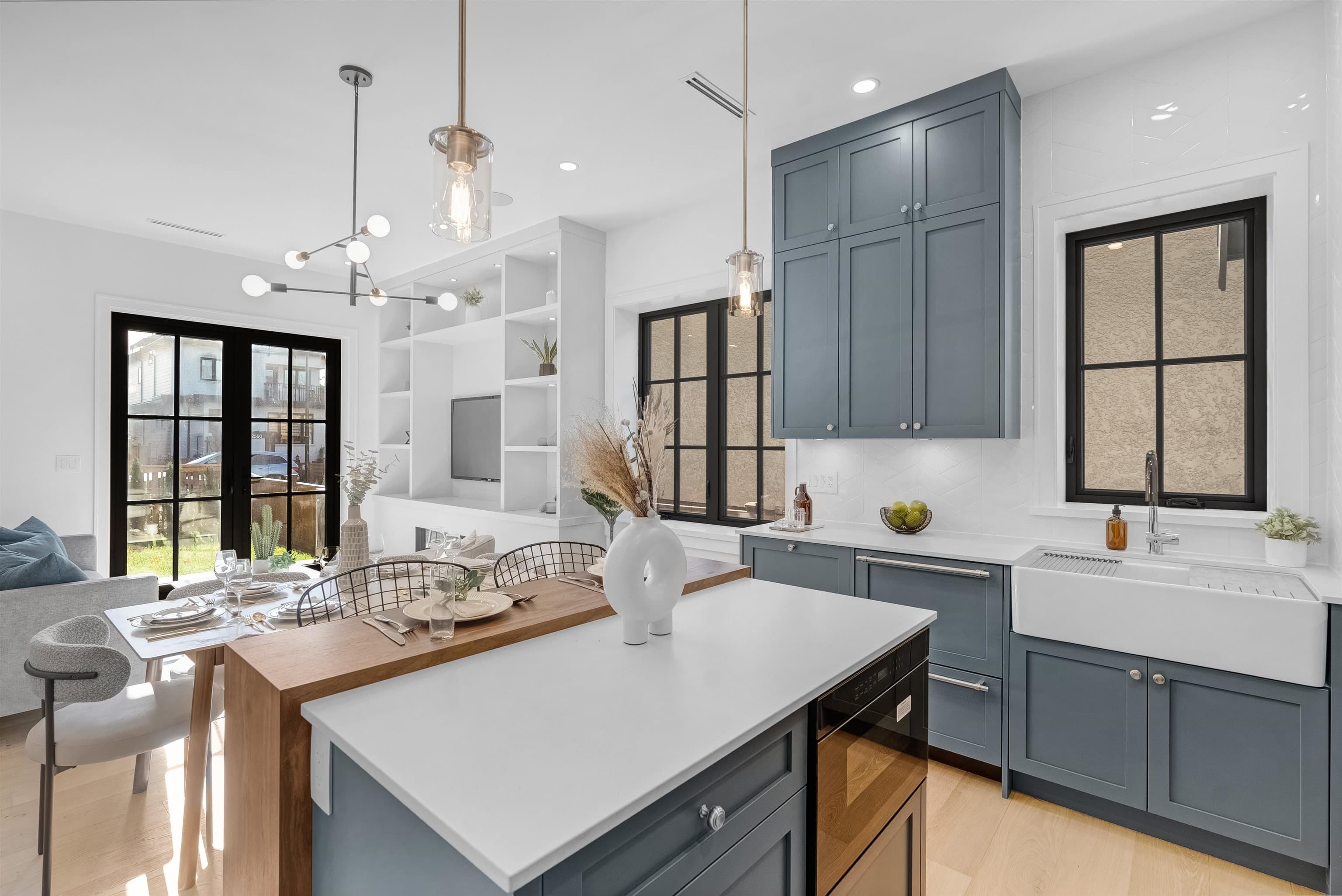 1 - 2565 Dundas Street, Vancouver