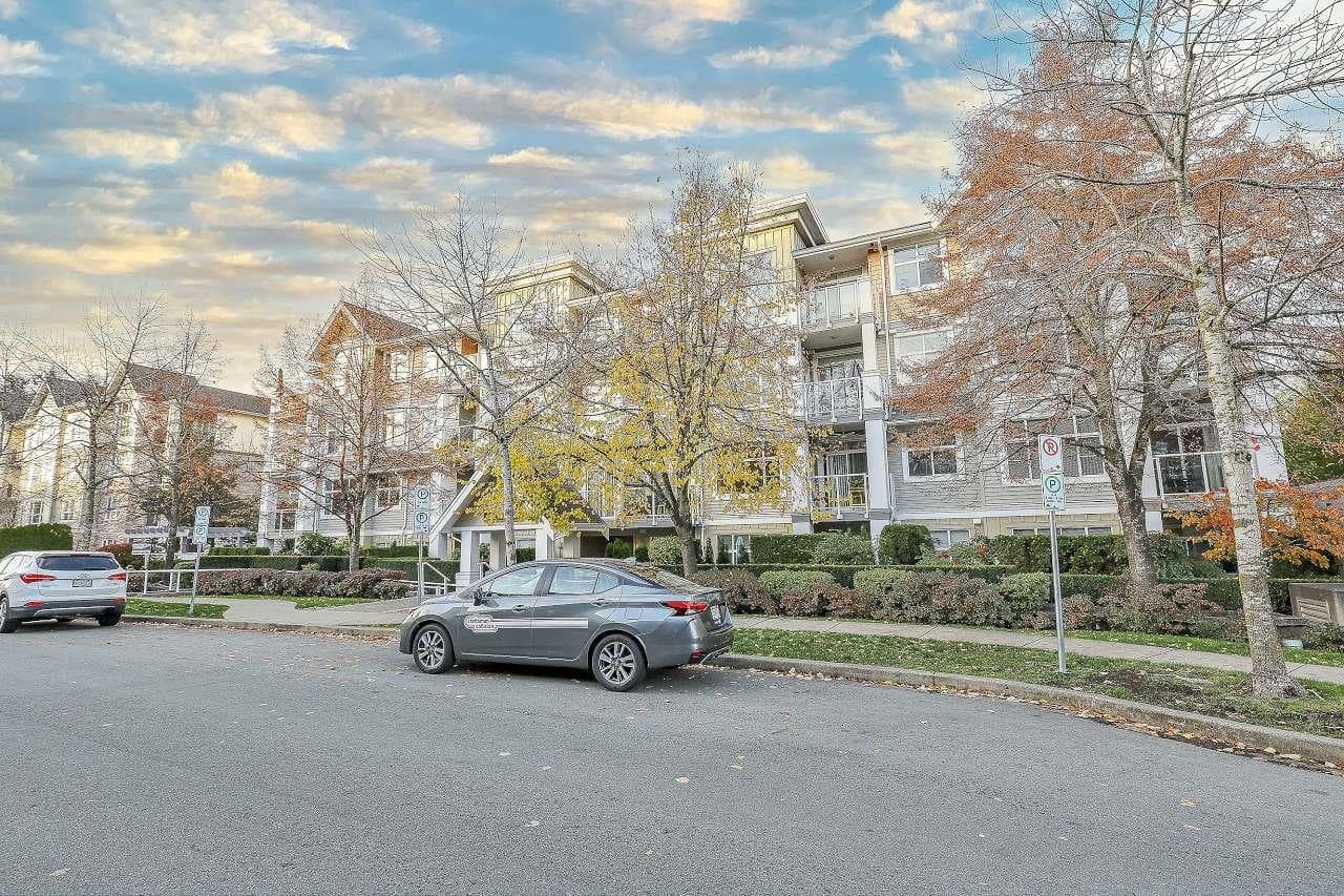 407 - 15299 17a Avenue, Surrey, V4A 1V4 — photo 2