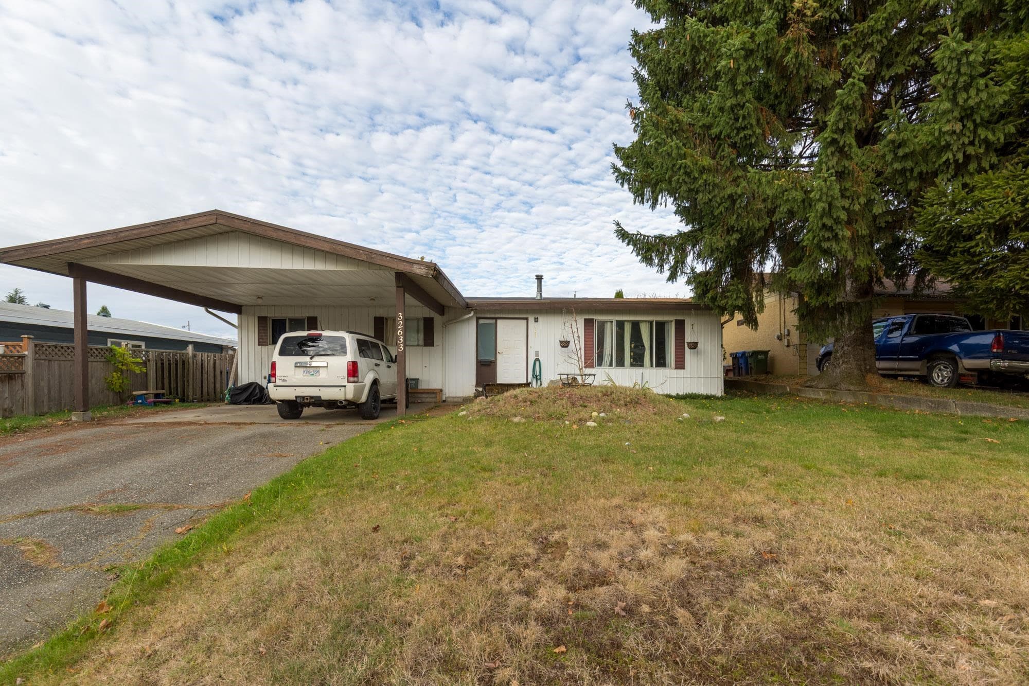 32633 Marshall Road, Abbotsford, V2S 4N6 — photo 2