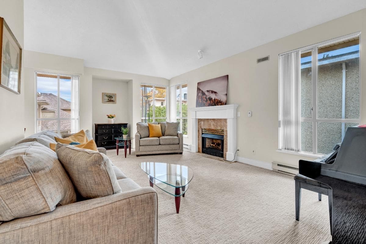 309 - 3755 W 8th Avenue, Vancouver, V6R 1Z2 — photo 3
