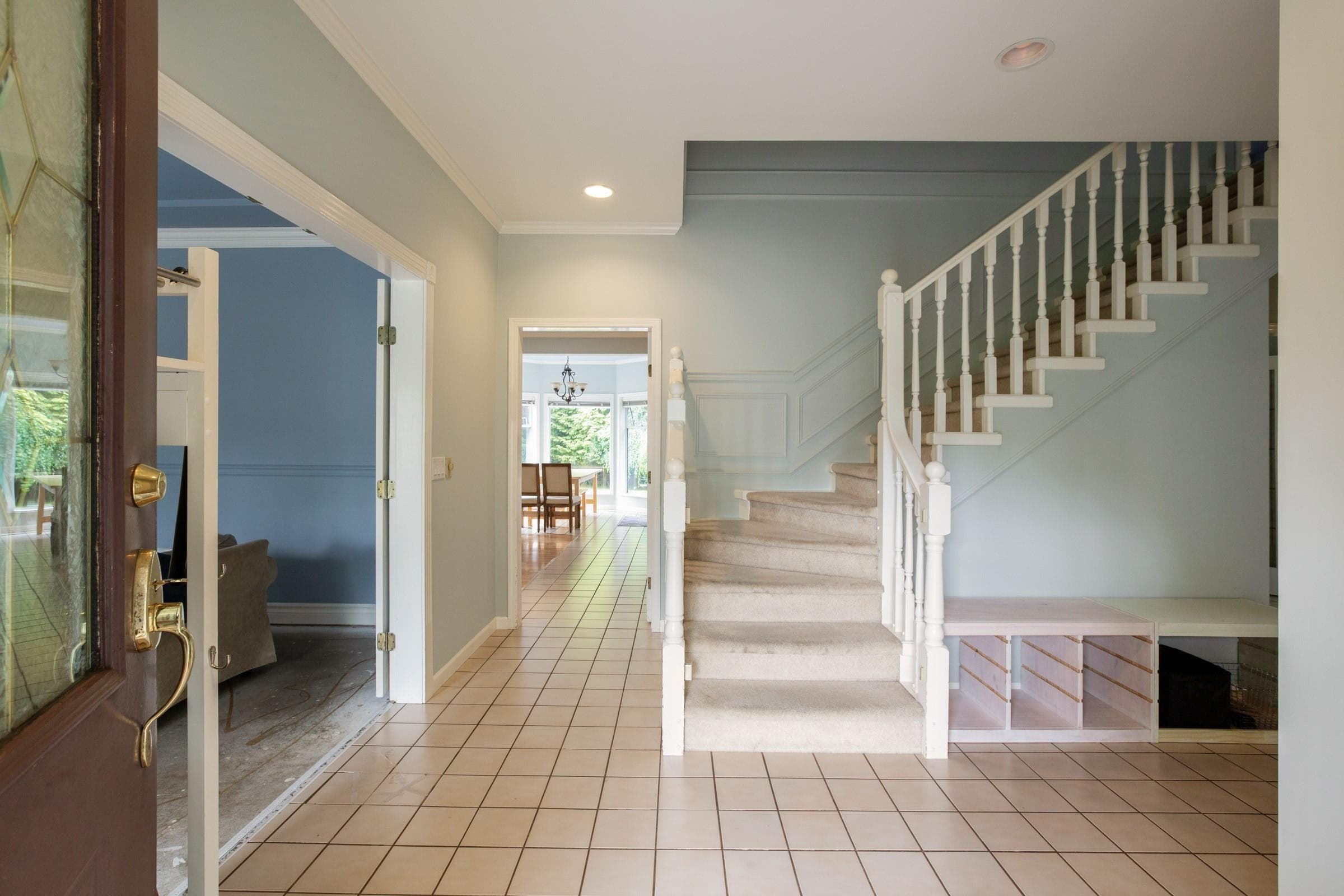 13028 19a Avenue, Surrey, V4A 8A8 — photo 3