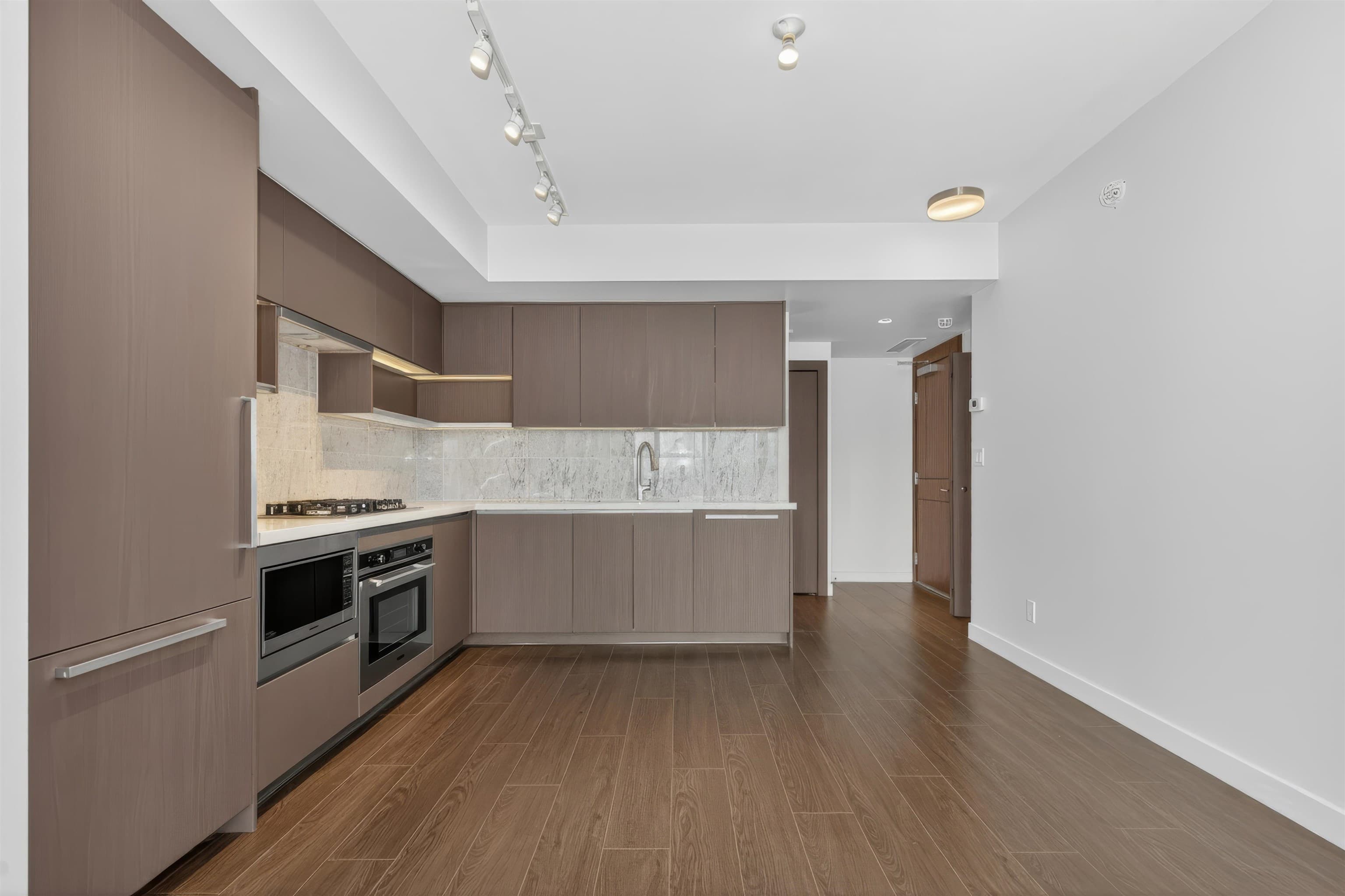 3810 - 6538 Nelson Avenue, Burnaby, V5H 0G5 — photo 3