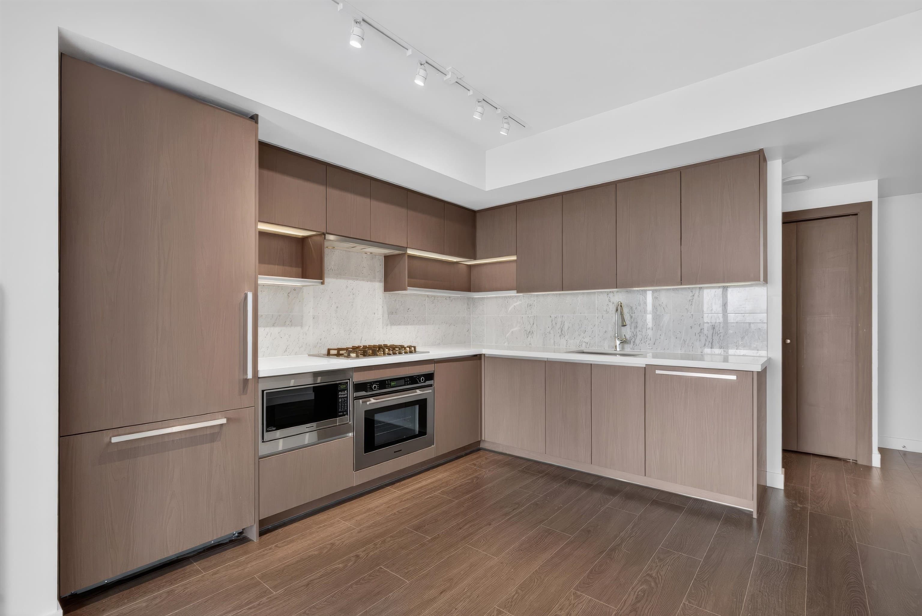 3810 - 6538 Nelson Avenue, Burnaby, V5H 0G5 — photo 4