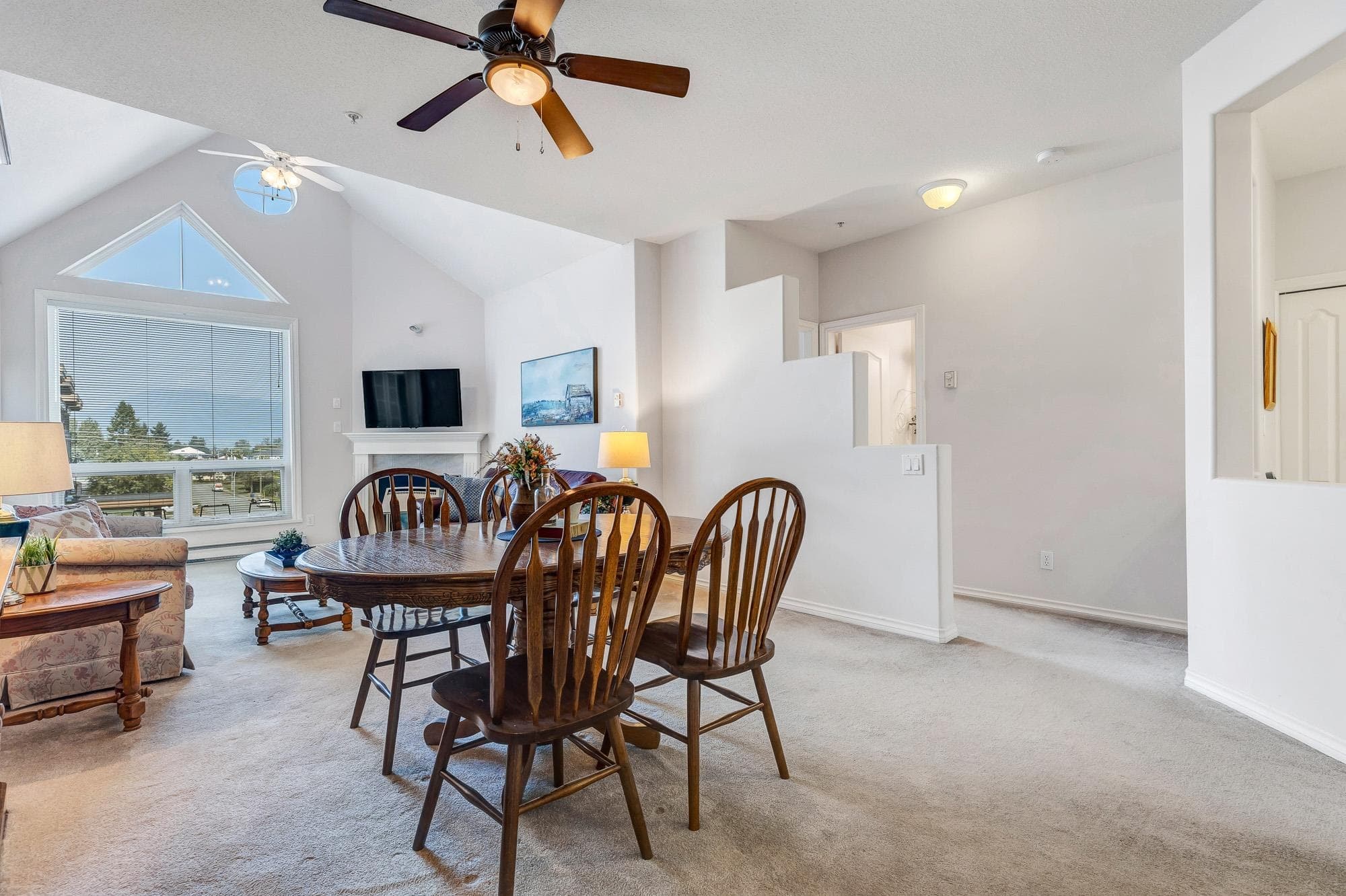 406 - 45700 Wellington Avenue, Chilliwack, V2P 2E4 — photo 3