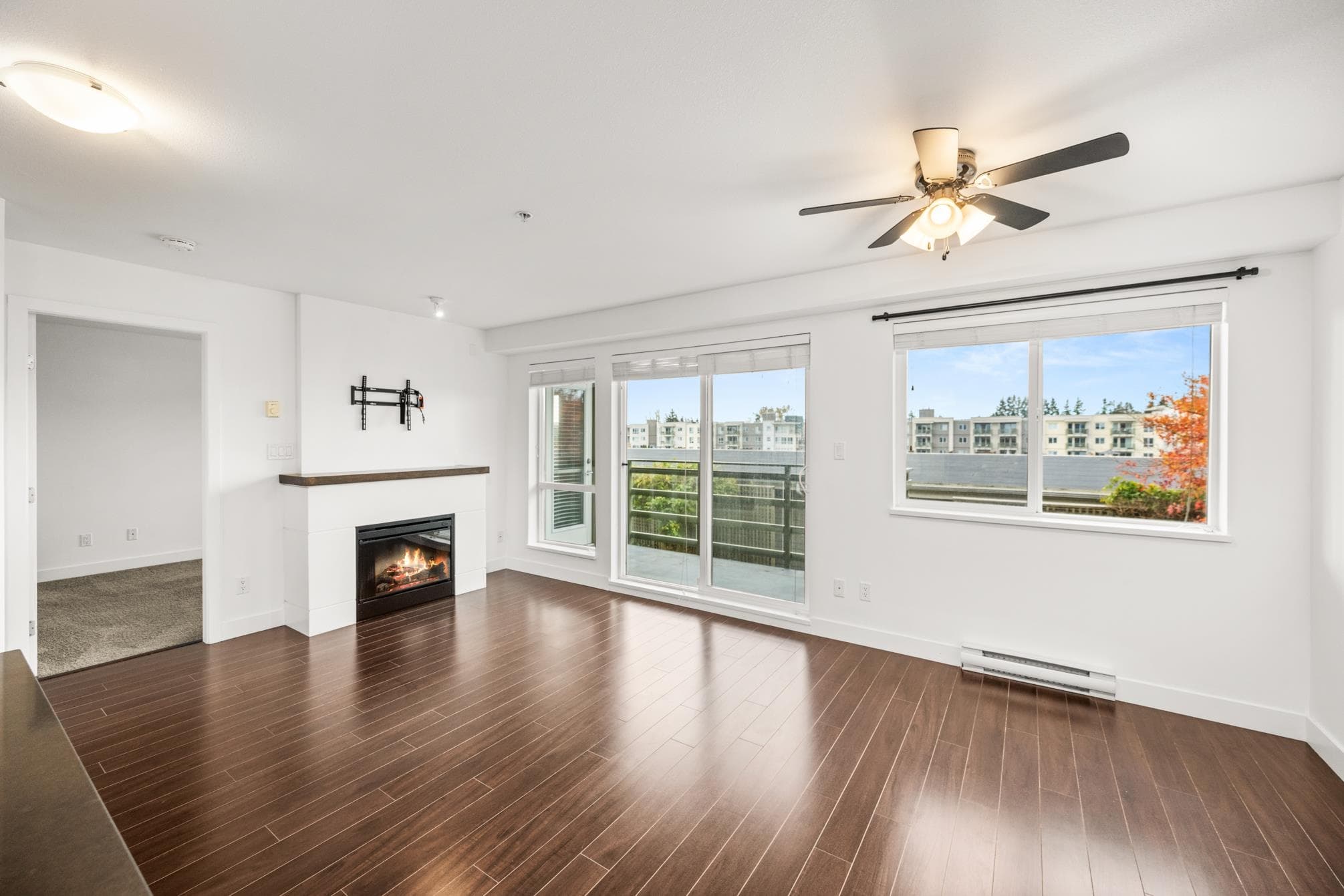 332 - 15850 26 Avenue, Surrey, V3Z 2N6 — photo 3