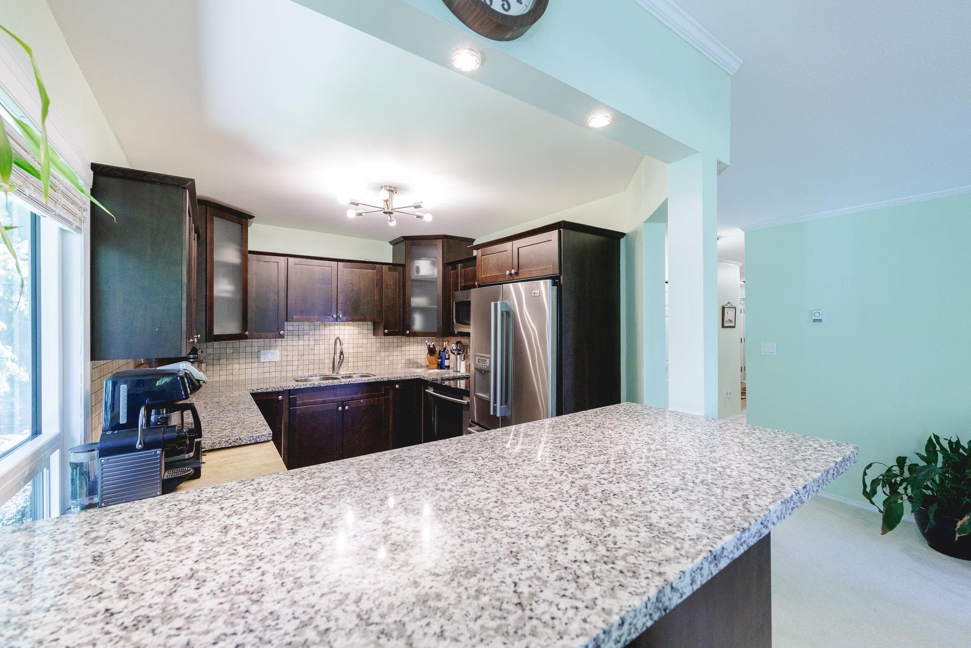 715 - 1350 Vidal Street, White Rock, V4B 5G6 — photo 5