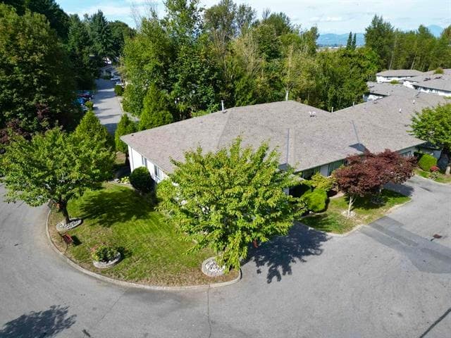 35 - 34250 Hazelwood Avenue, Abbotsford, V2S 7L4 — photo 3