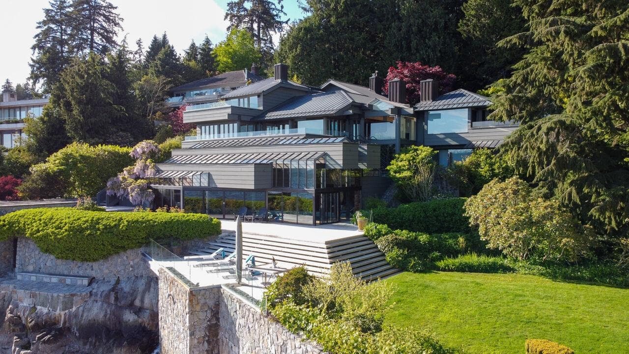 4036 Marine Drive, West Vancouver, V7V 1N6 — photo 3