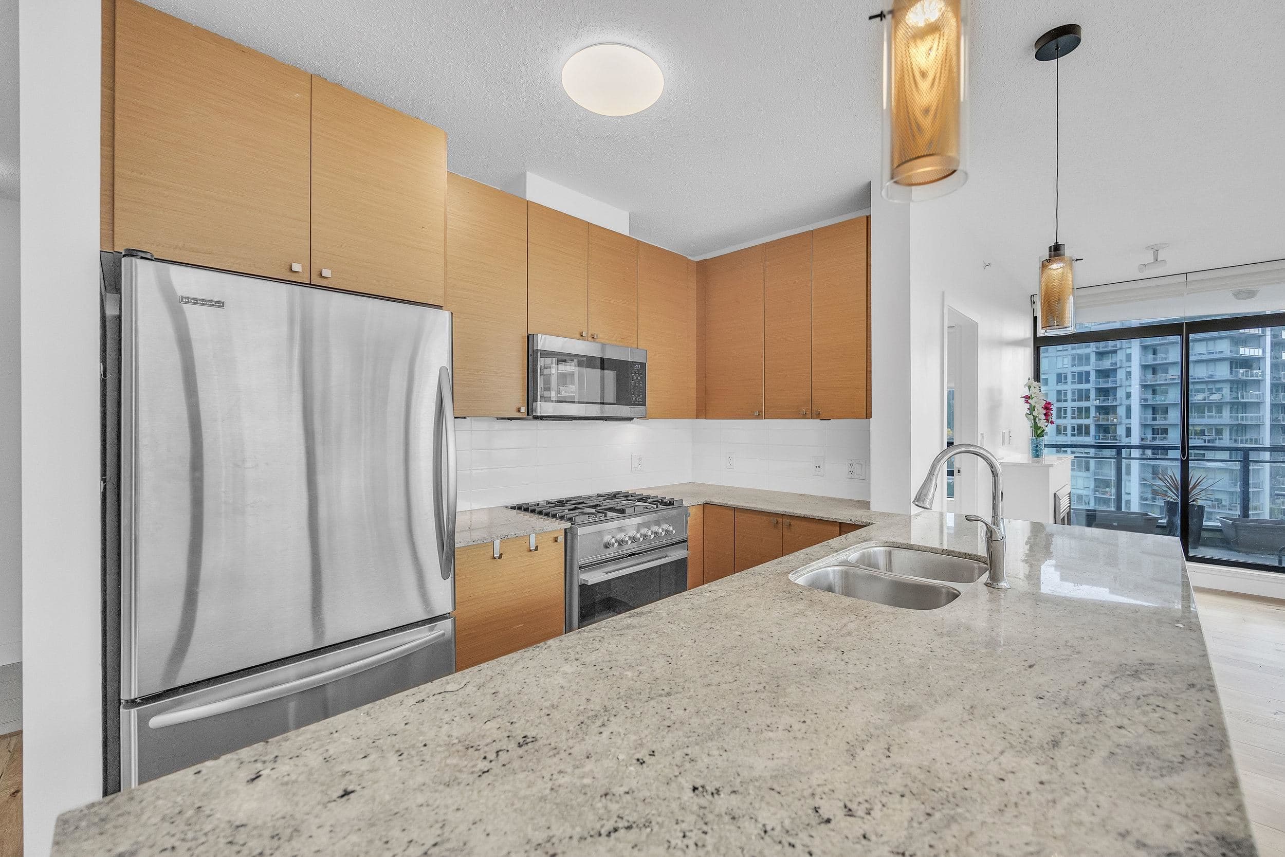 1904 - 400 Capilano Road, Port Moody, V3H 0E1 — photo 4