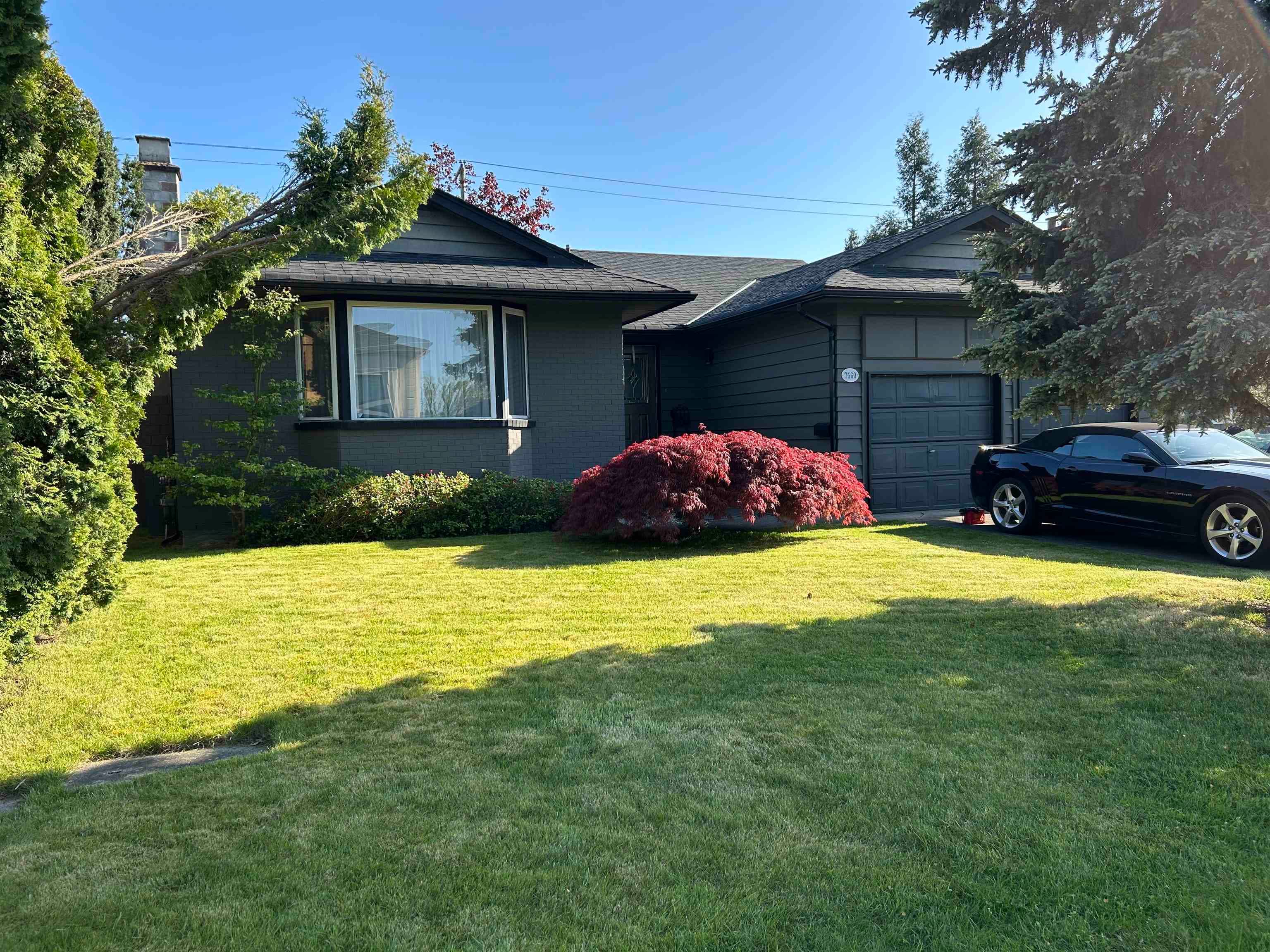 7560 Waterton Drive, Richmond