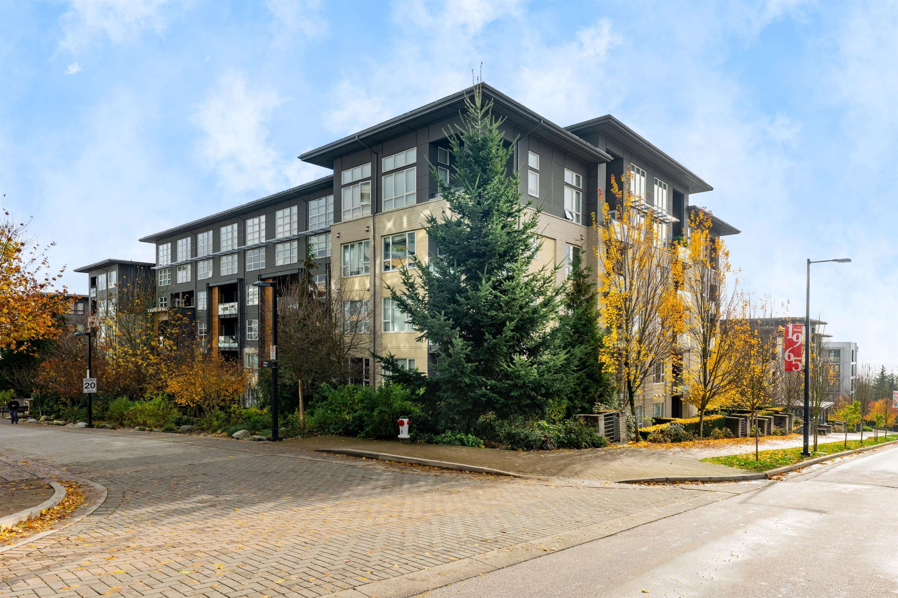 306 - 9168 Slopes Mews, Burnaby