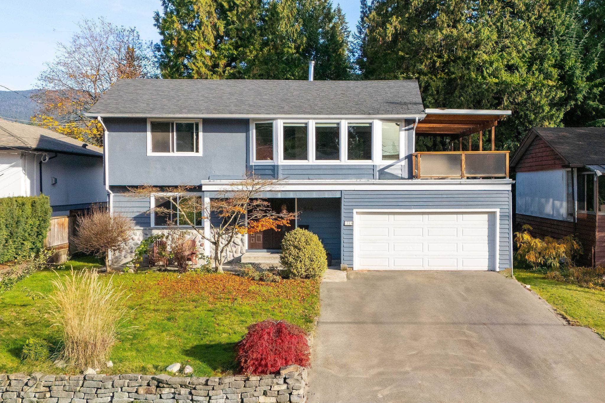 2644 Kilmarnock Crescent, North Vancouver