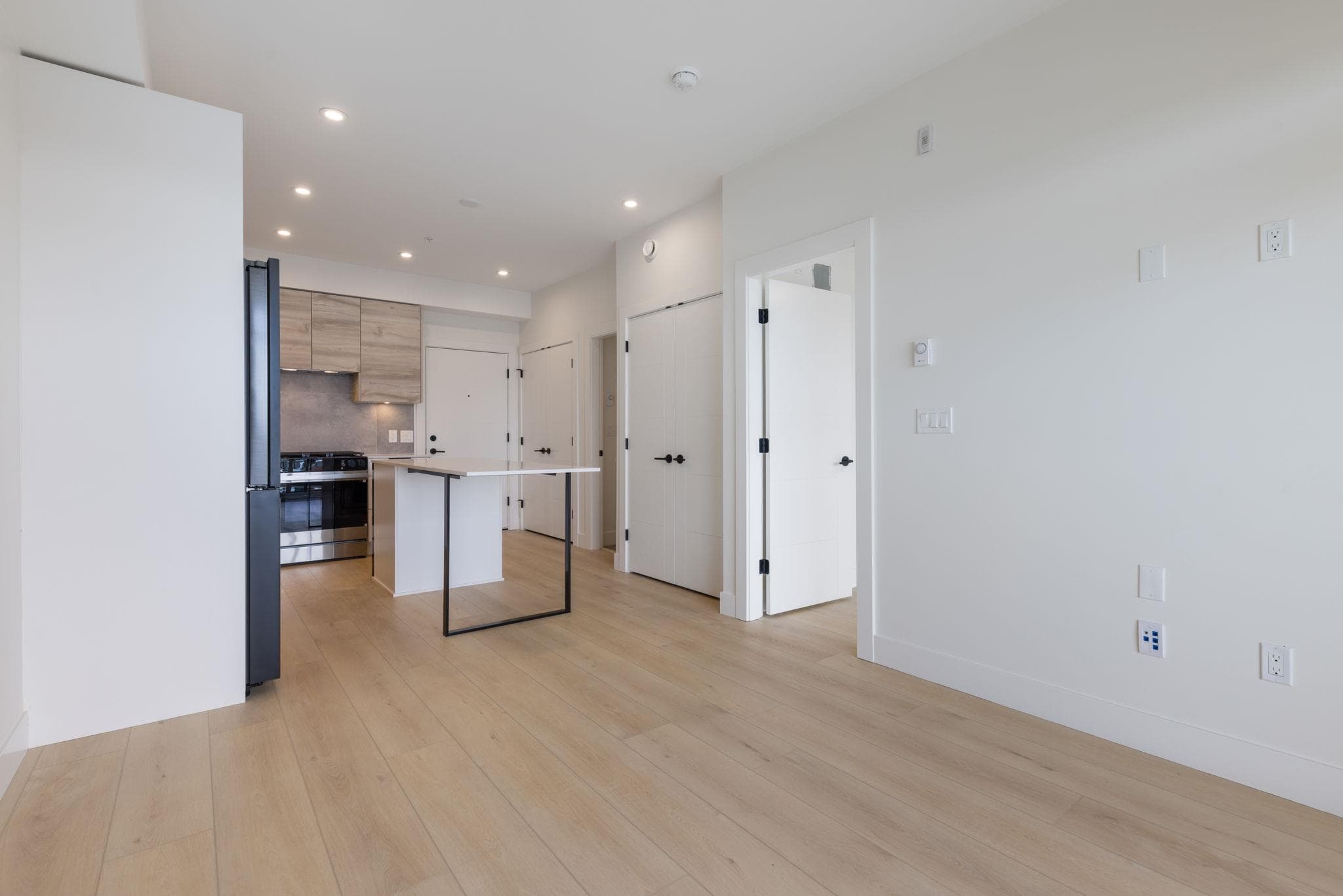 207 - 30490 Cardinal Avenue, Abbotsford, V2T 0C5 — photo 4
