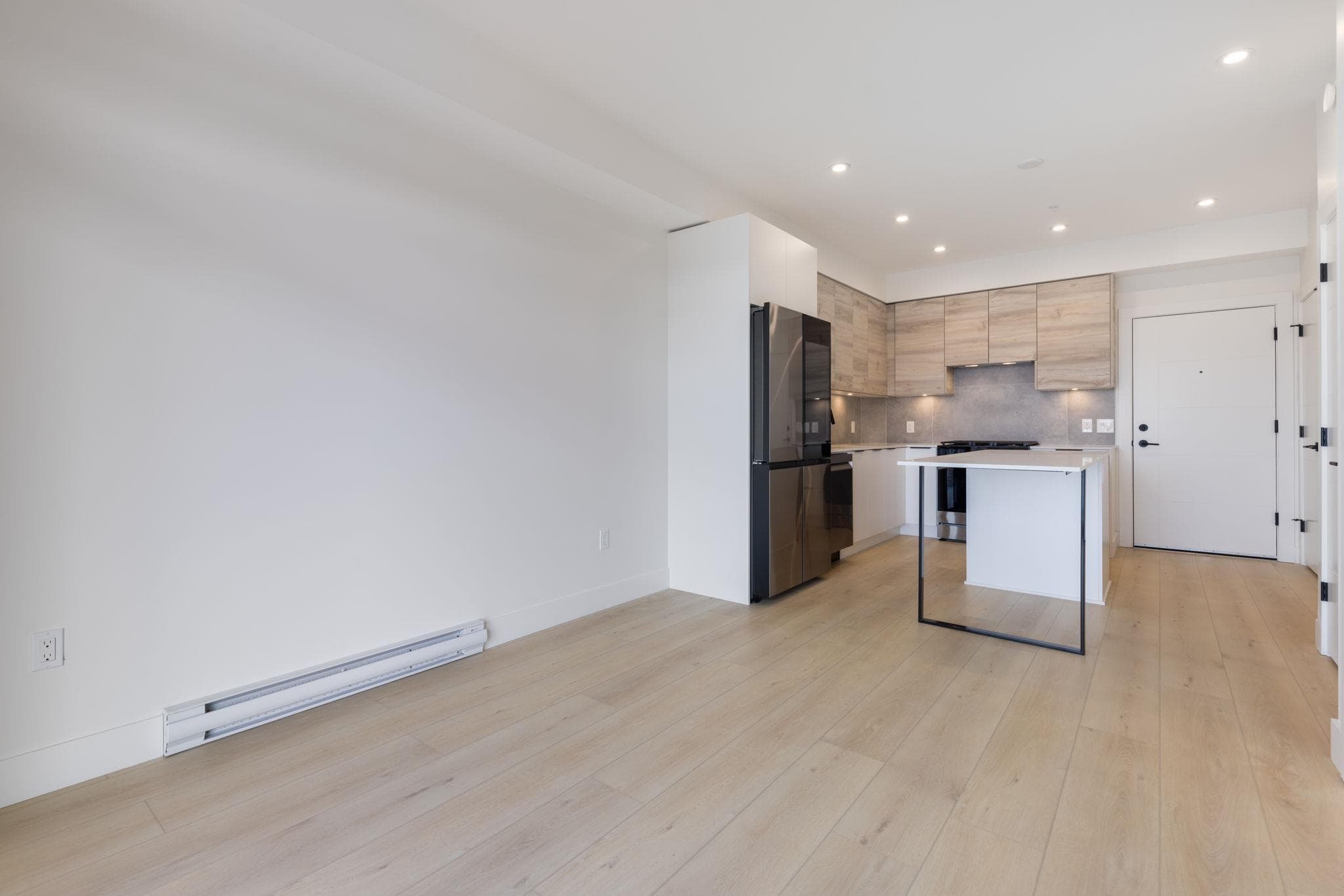 303 - 30490 Cardinal Avenue, Abbotsford, V2T 0C5 — photo 5
