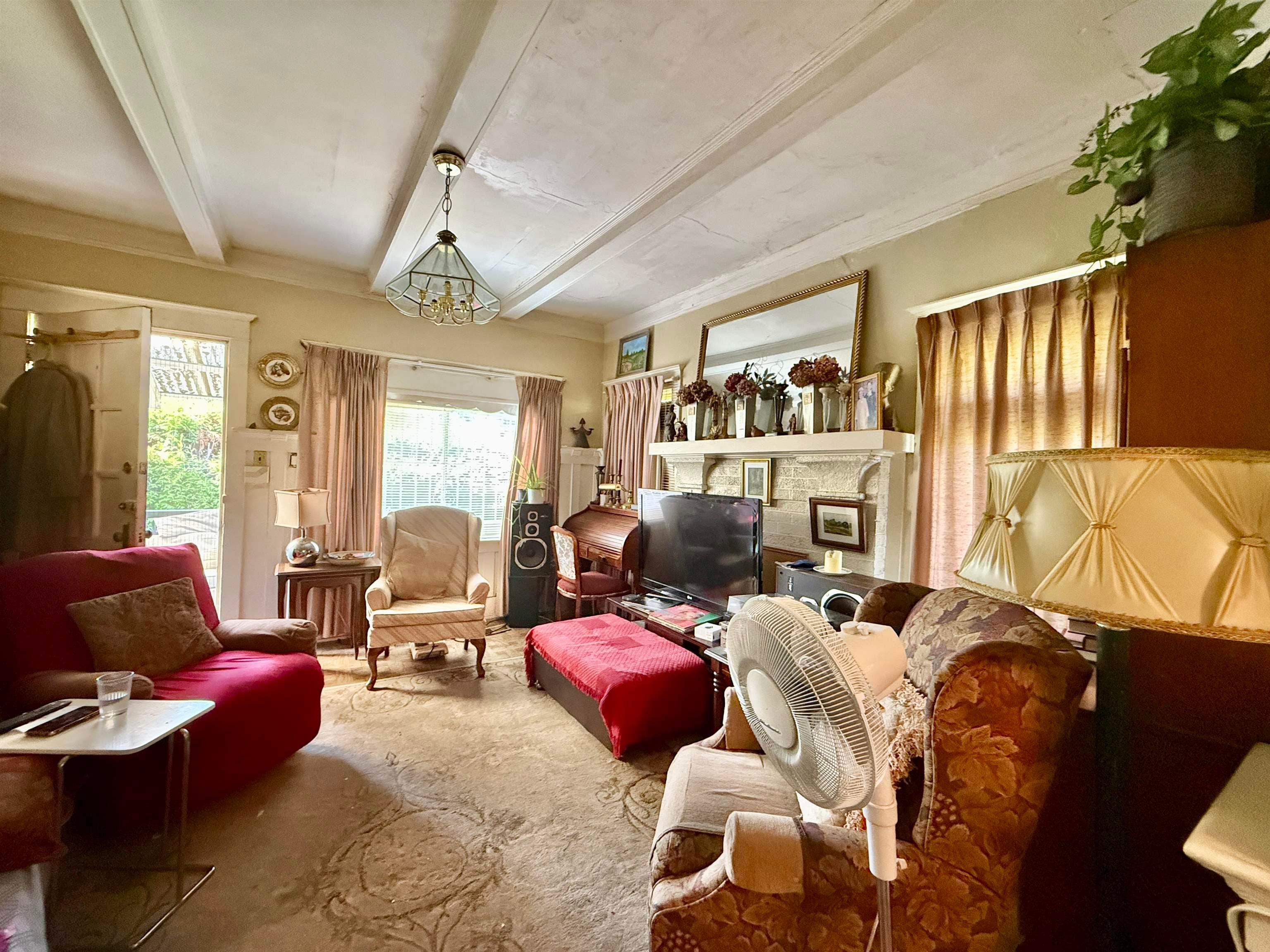211 E 38th Avenue, Vancouver, V5W 1H3 — photo 3