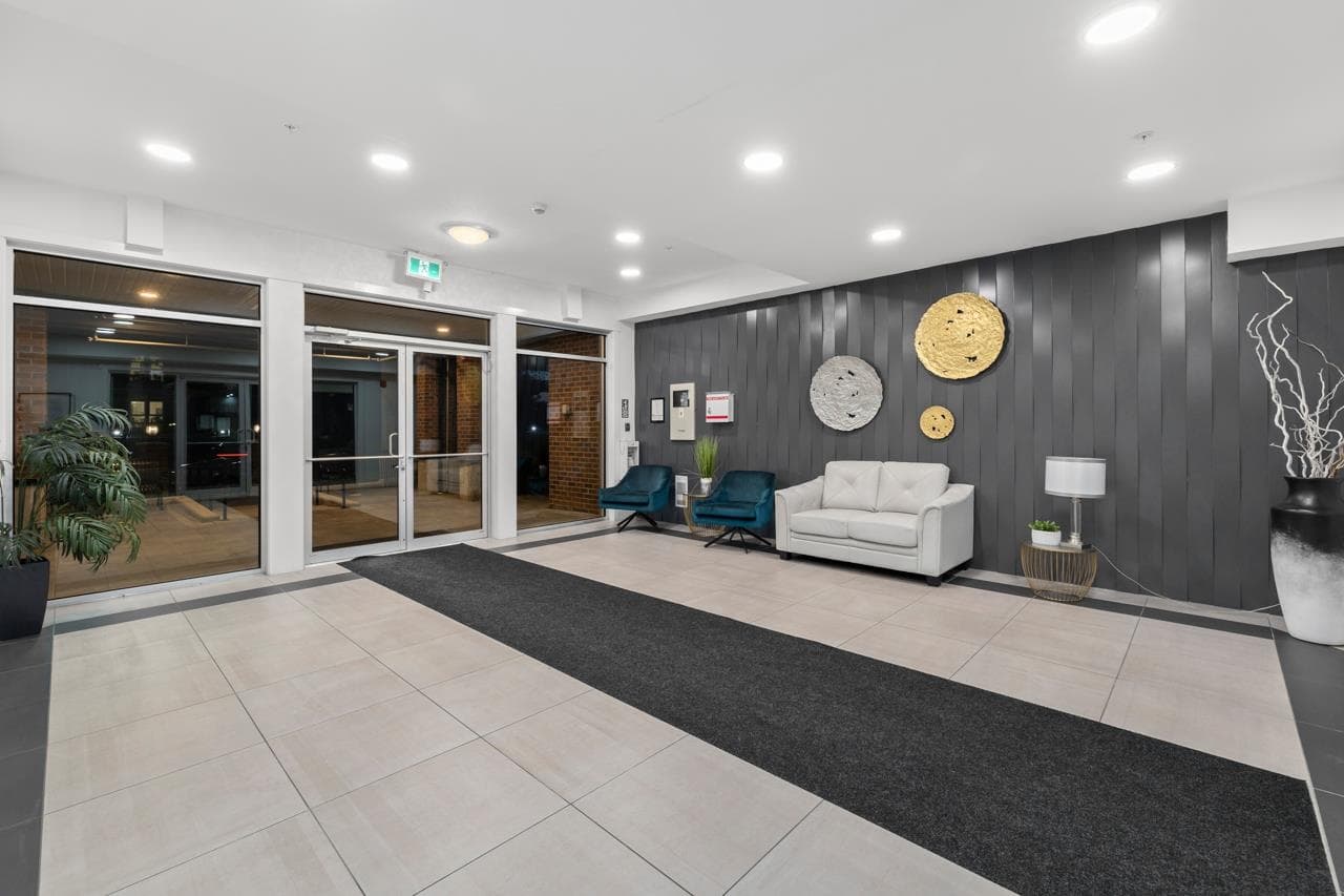 306 - 22577 Royal Crescent, Maple Ridge, V2X 2M2 — photo 3