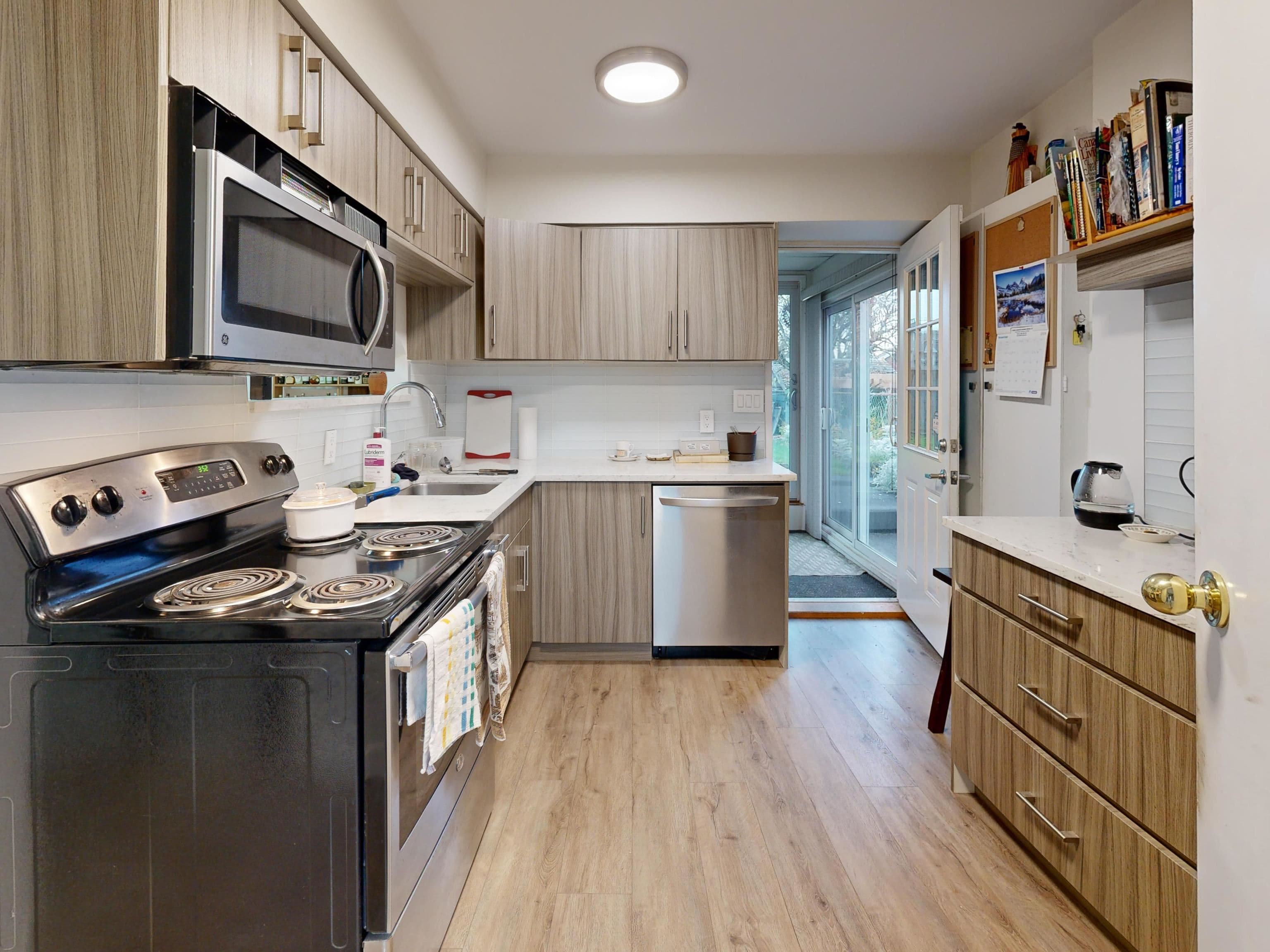 3554 Haida Drive, Vancouver, V5M 3Z4 — photo 4